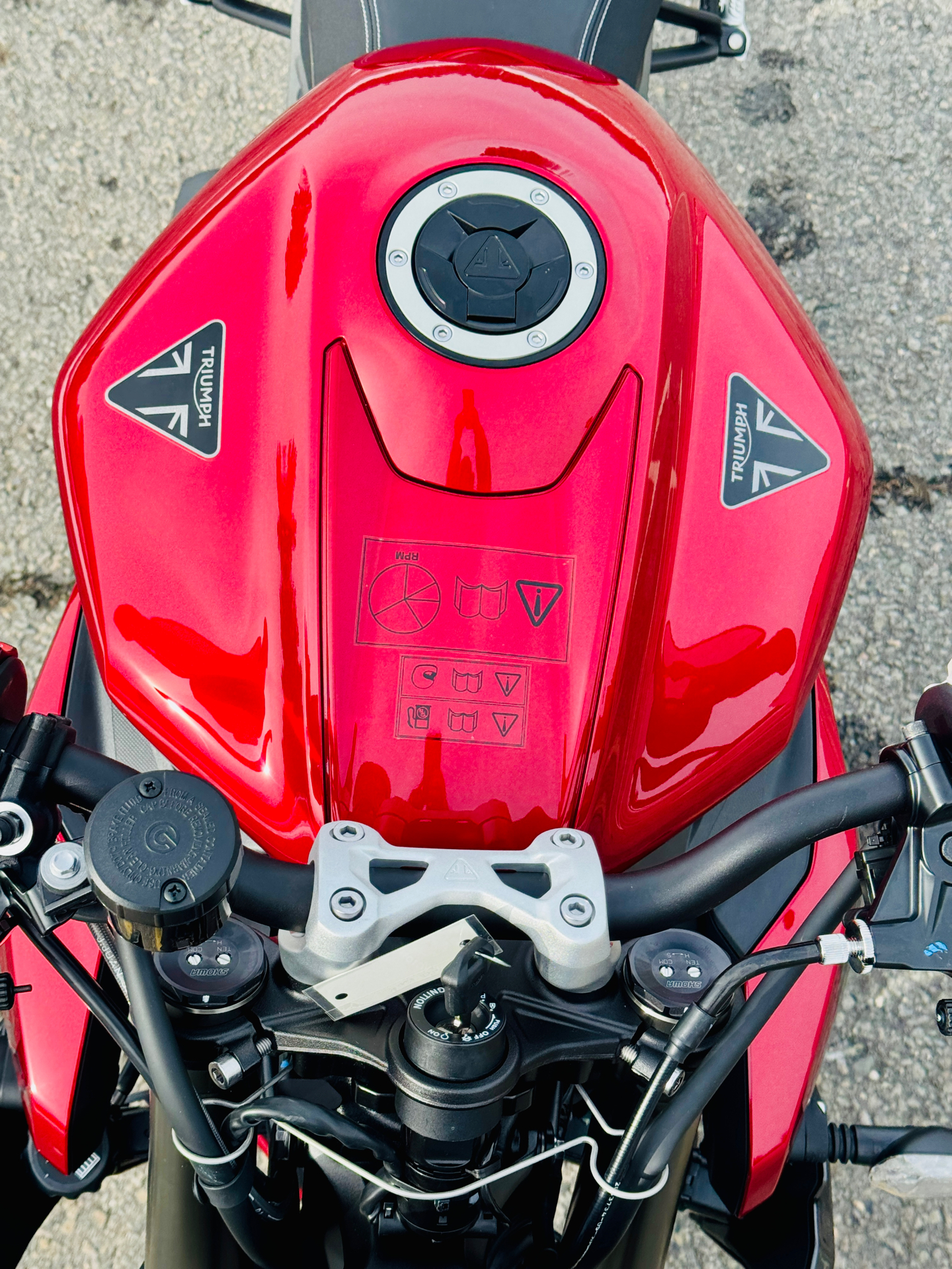 2025 Triumph Street Triple 765 RS in Foxboro, Massachusetts - Photo 39