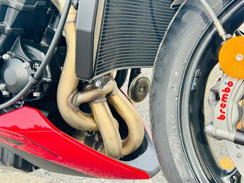 2025 Triumph Street Triple 765 RS in Foxboro, Massachusetts - Photo 2