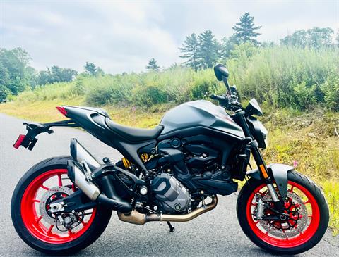 2025 Ducati Monster + in Foxboro, Massachusetts - Photo 13