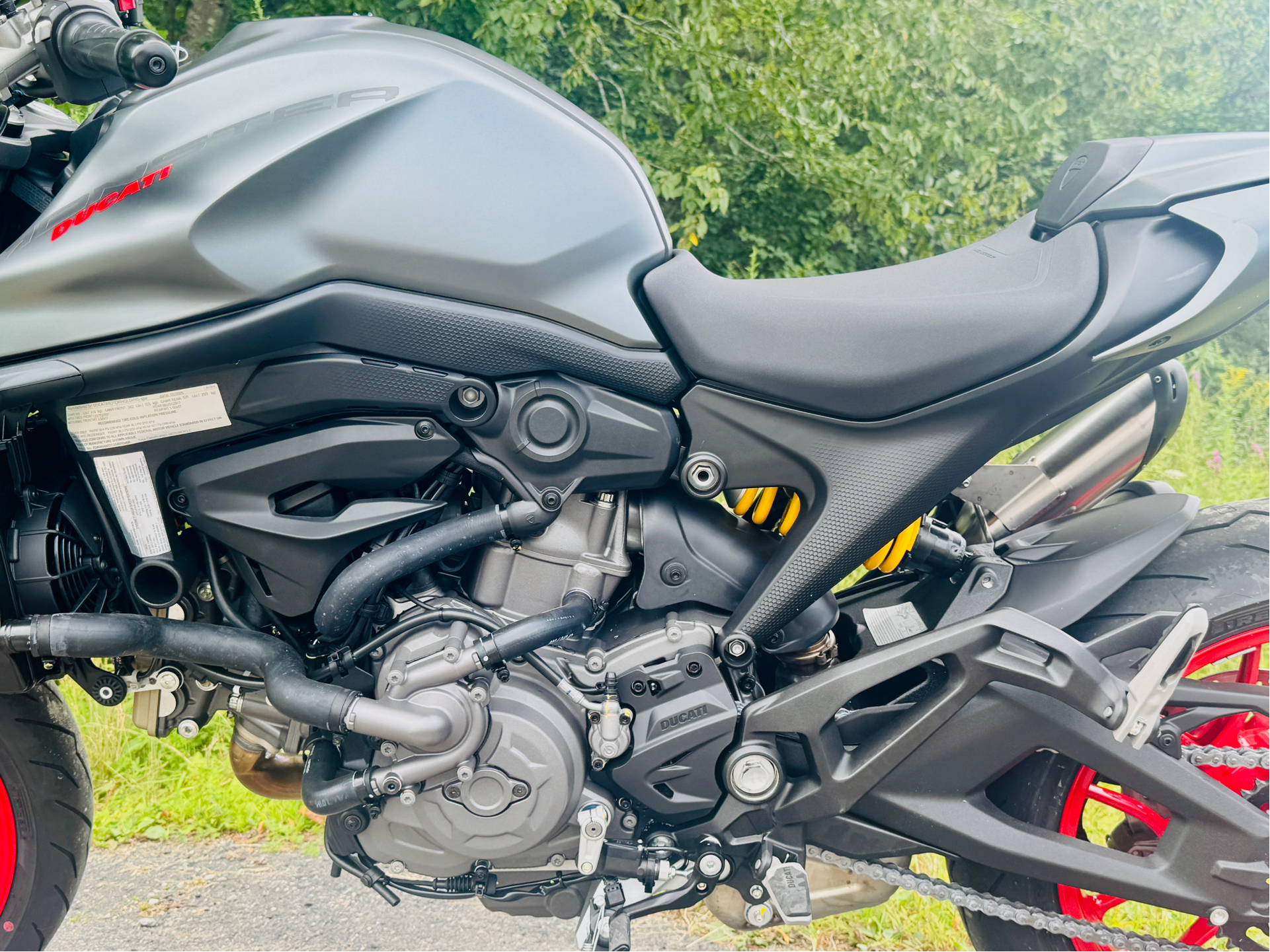 2025 Ducati Monster + in Foxboro, Massachusetts - Photo 10