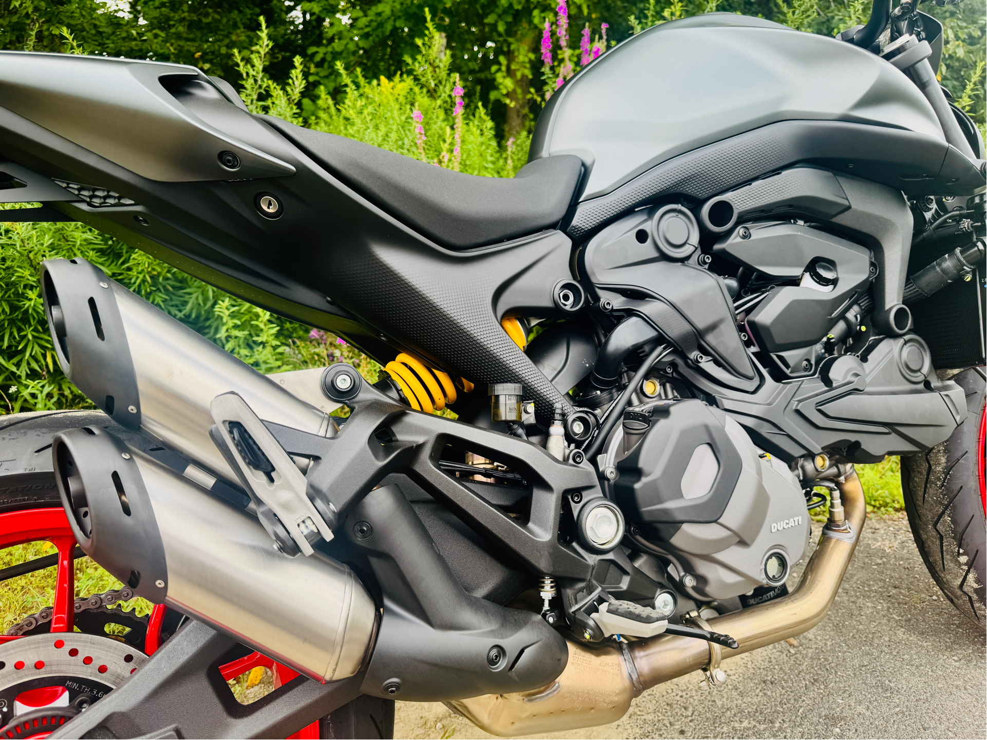 2025 Ducati Monster + in Foxboro, Massachusetts - Photo 8