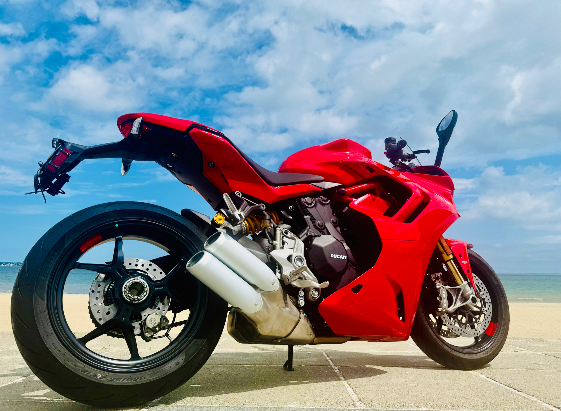 2024 Ducati SuperSport 950 S in Foxboro, Massachusetts - Photo 1