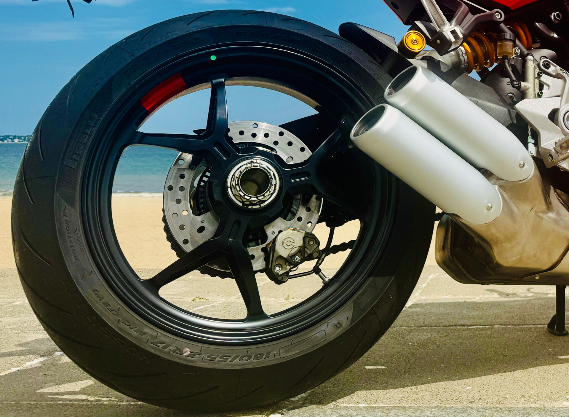 2024 Ducati SuperSport 950 S in Foxboro, Massachusetts - Photo 4