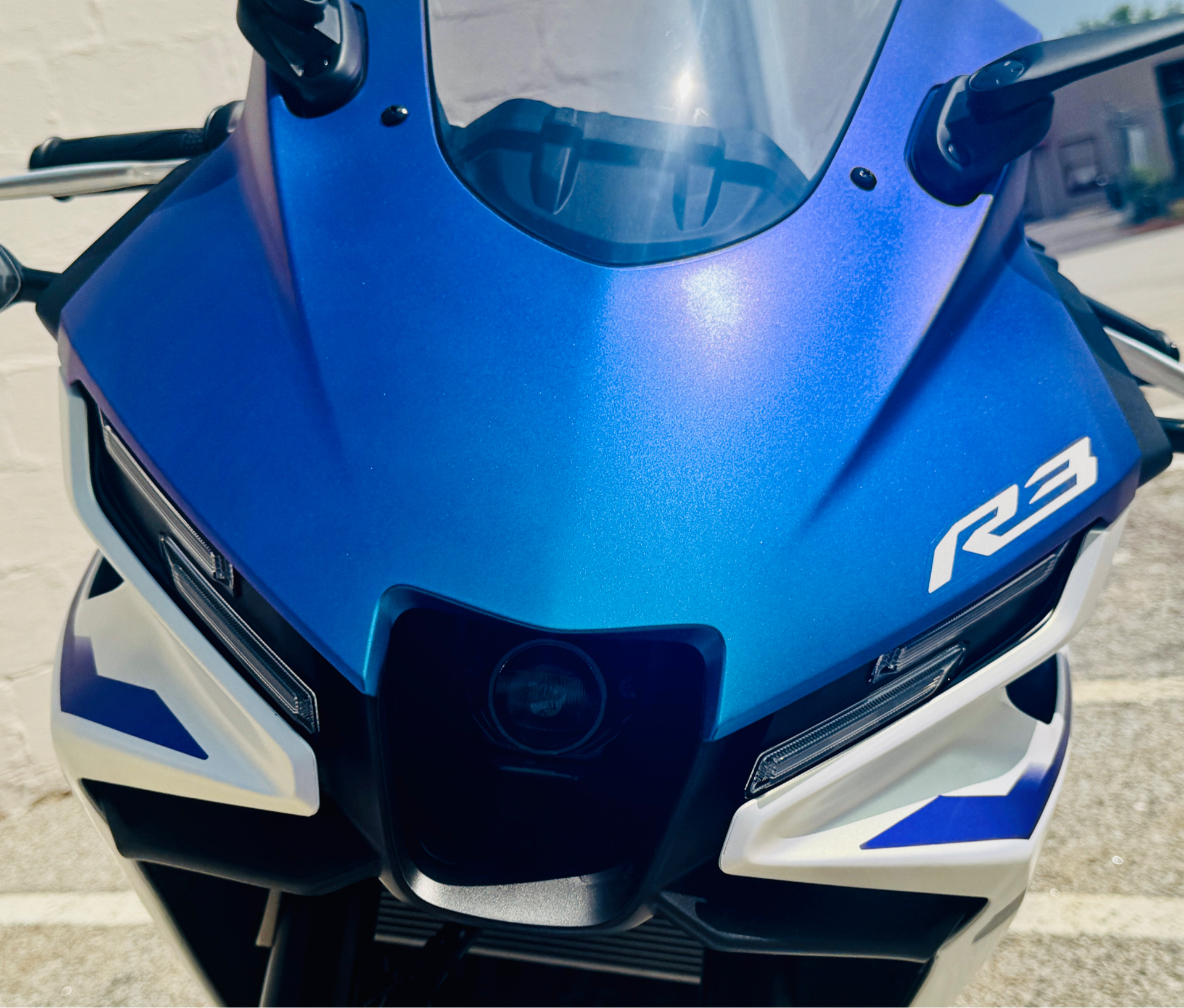 2025 Yamaha YZF-R3 in Foxboro, Massachusetts - Photo 14