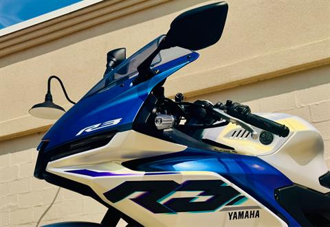 2025 Yamaha YZF-R3 in Foxboro, Massachusetts - Photo 9