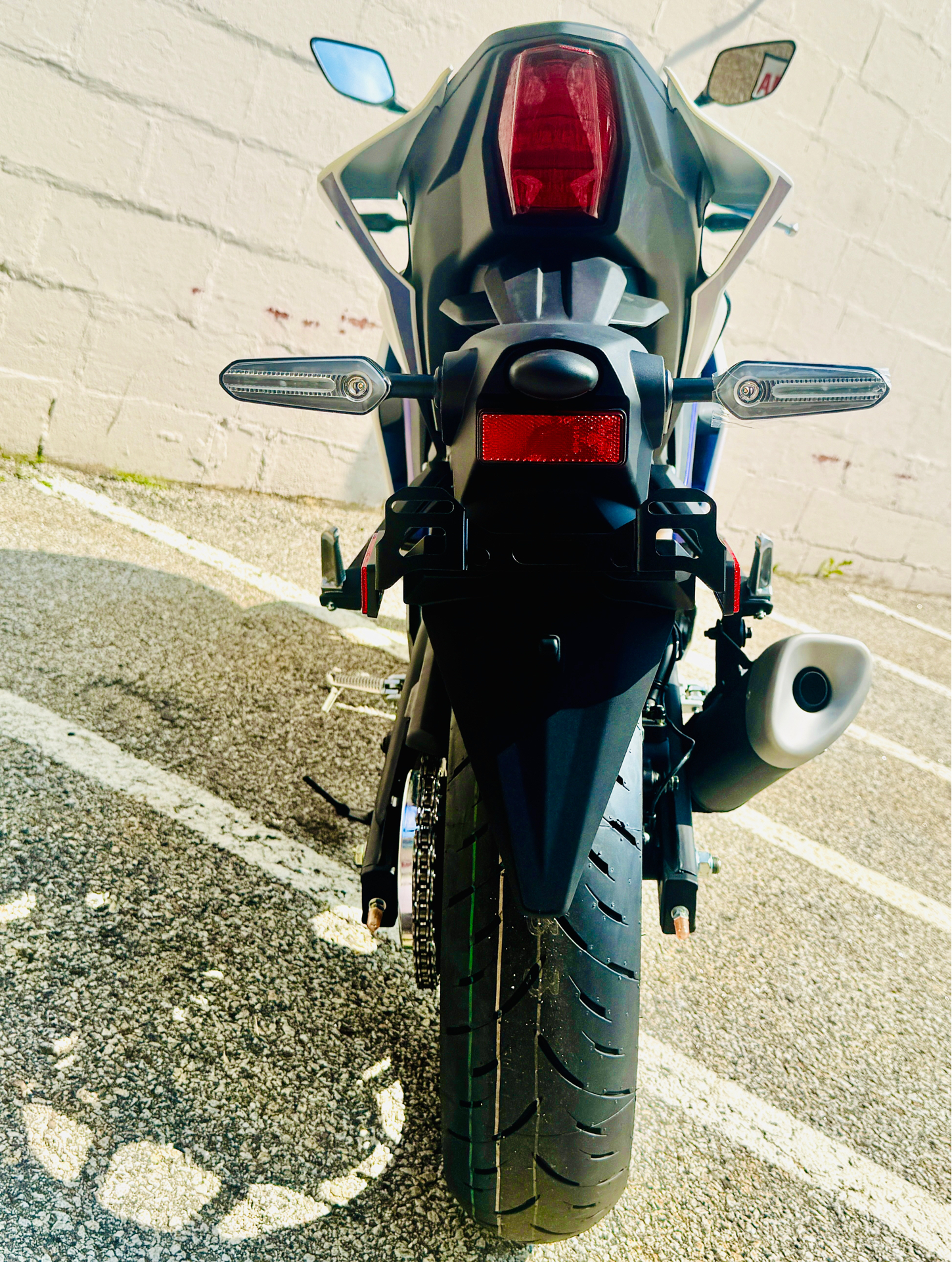 2025 Yamaha YZF-R3 in Foxboro, Massachusetts - Photo 19