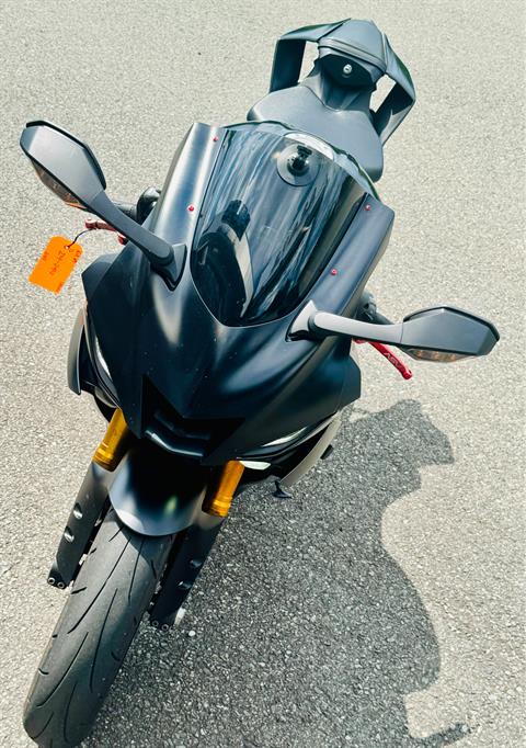 2017 Yamaha YZF-R6 in Foxboro, Massachusetts - Photo 7