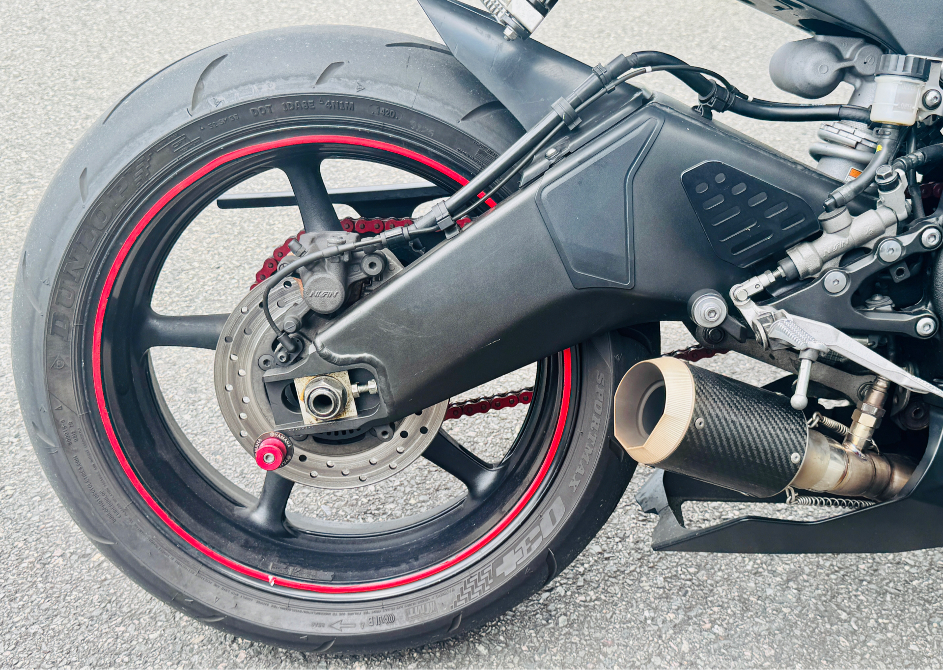 2017 Yamaha YZF-R6 in Foxboro, Massachusetts - Photo 19