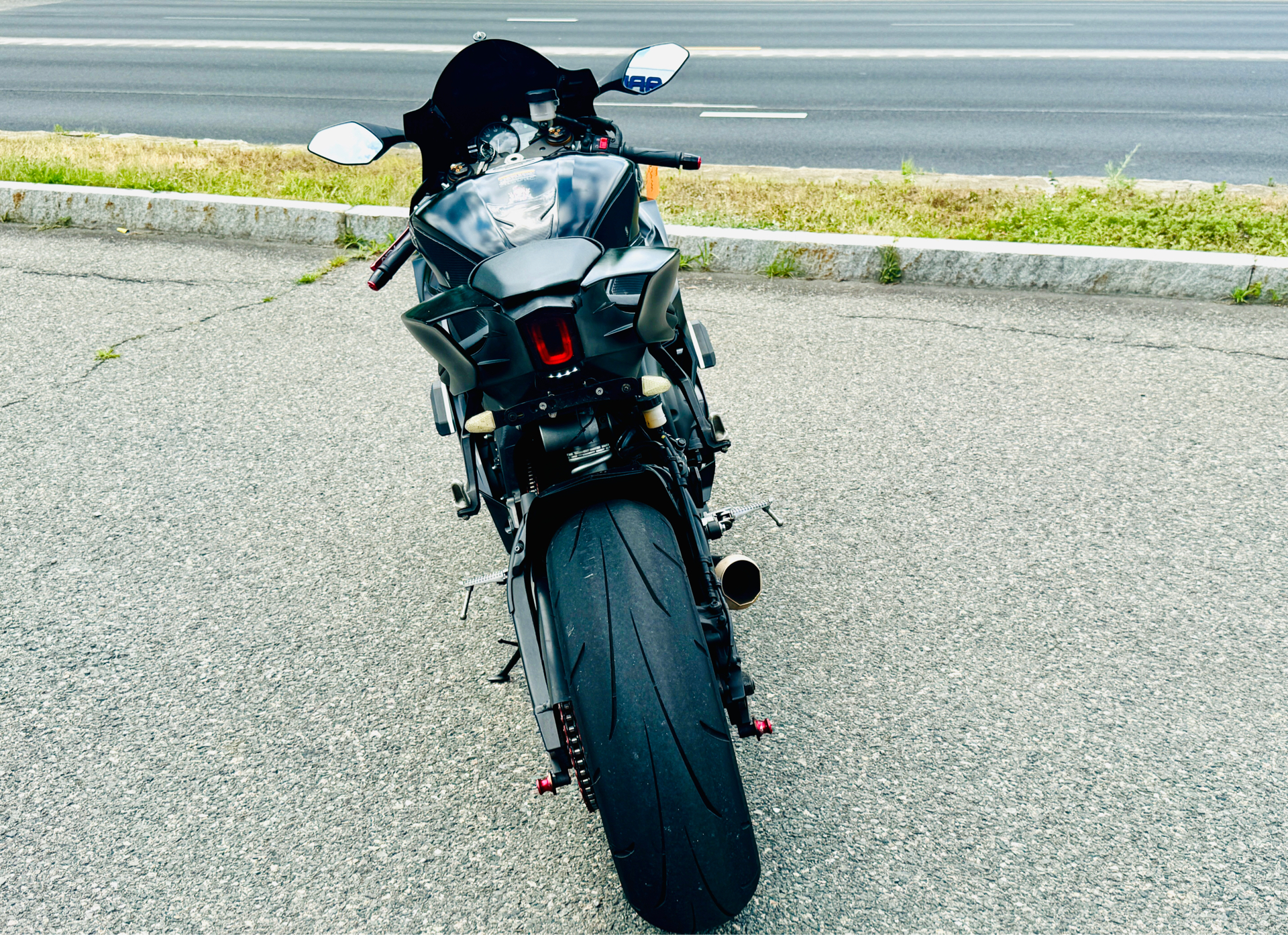 2017 Yamaha YZF-R6 in Foxboro, Massachusetts - Photo 11