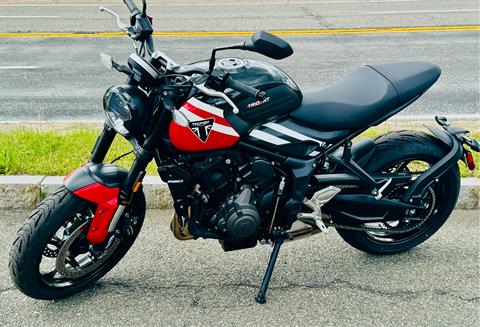 2025 Triumph Trident 660 in Foxboro, Massachusetts - Photo 13