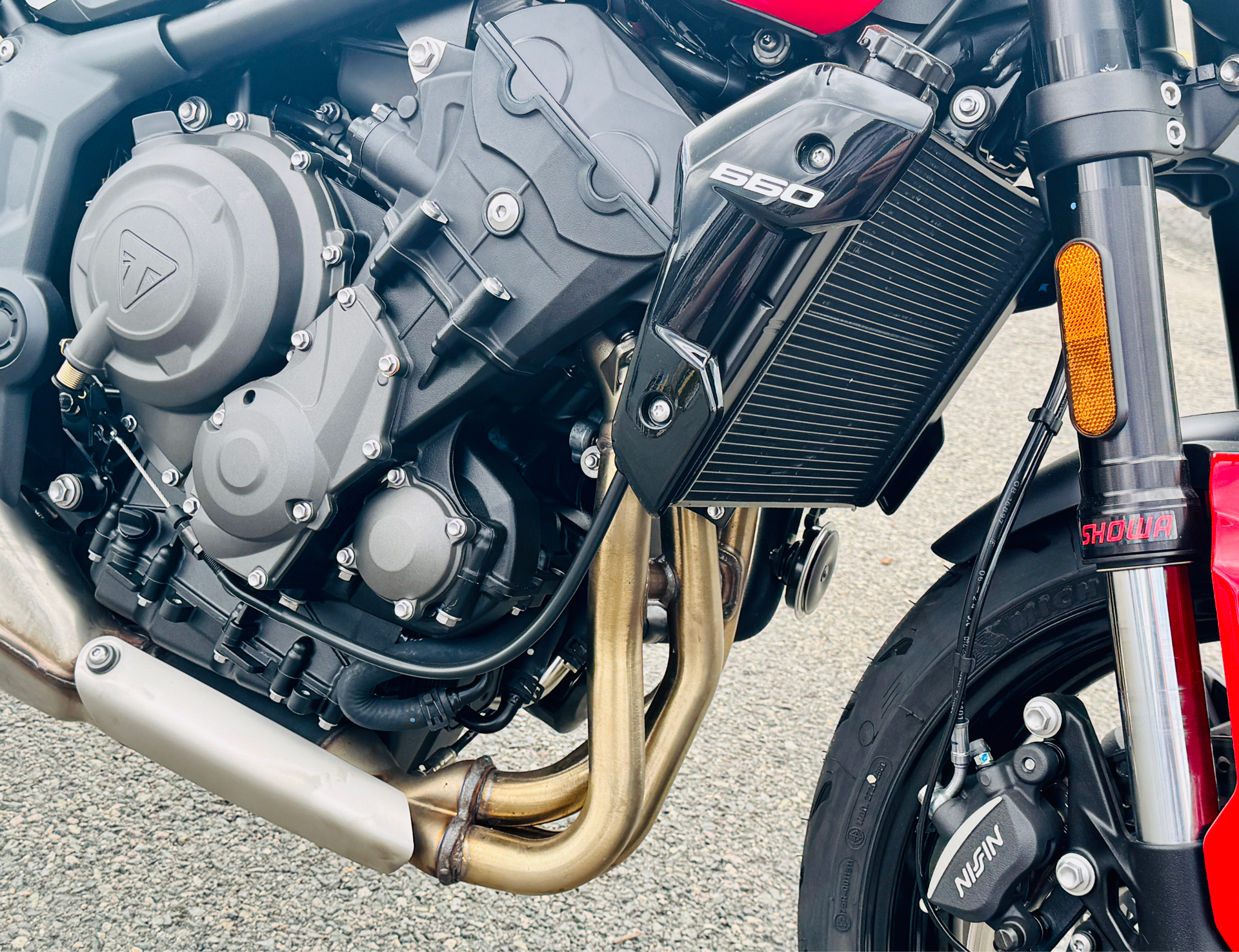 2025 Triumph Trident 660 in Foxboro, Massachusetts - Photo 6