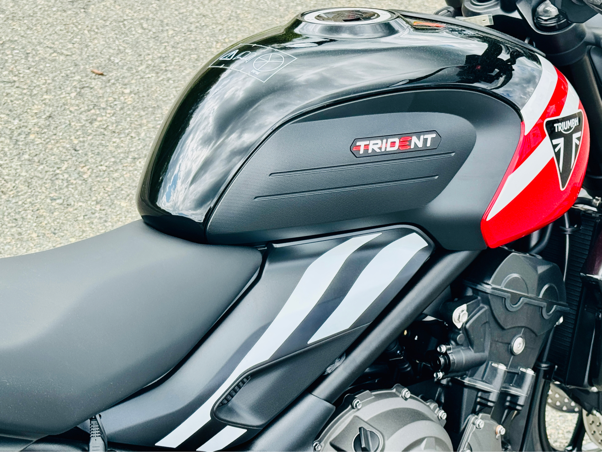 2025 Triumph Trident 660 in Foxboro, Massachusetts - Photo 23