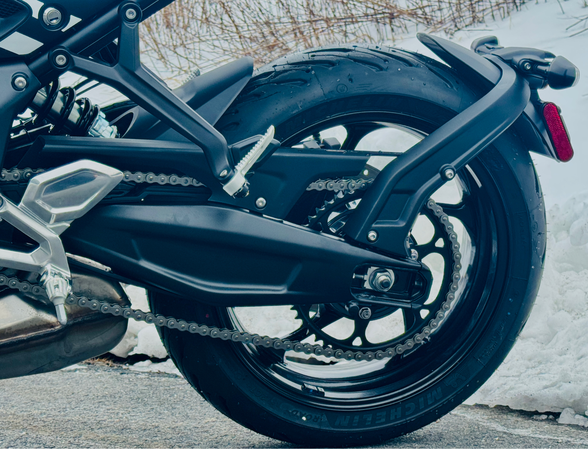 2025 Triumph Trident 660 in Foxboro, Massachusetts - Photo 18