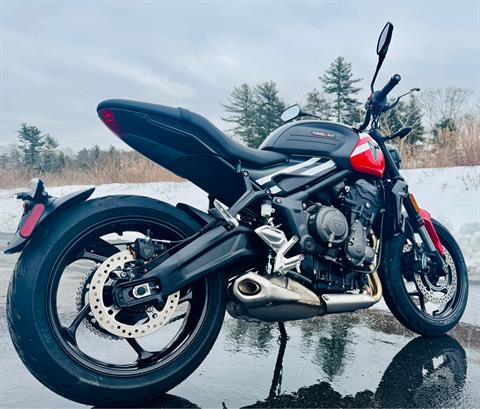 2025 Triumph Trident 660 in Foxboro, Massachusetts - Photo 9