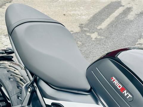 2025 Triumph Trident 660 in Foxboro, Massachusetts - Photo 20