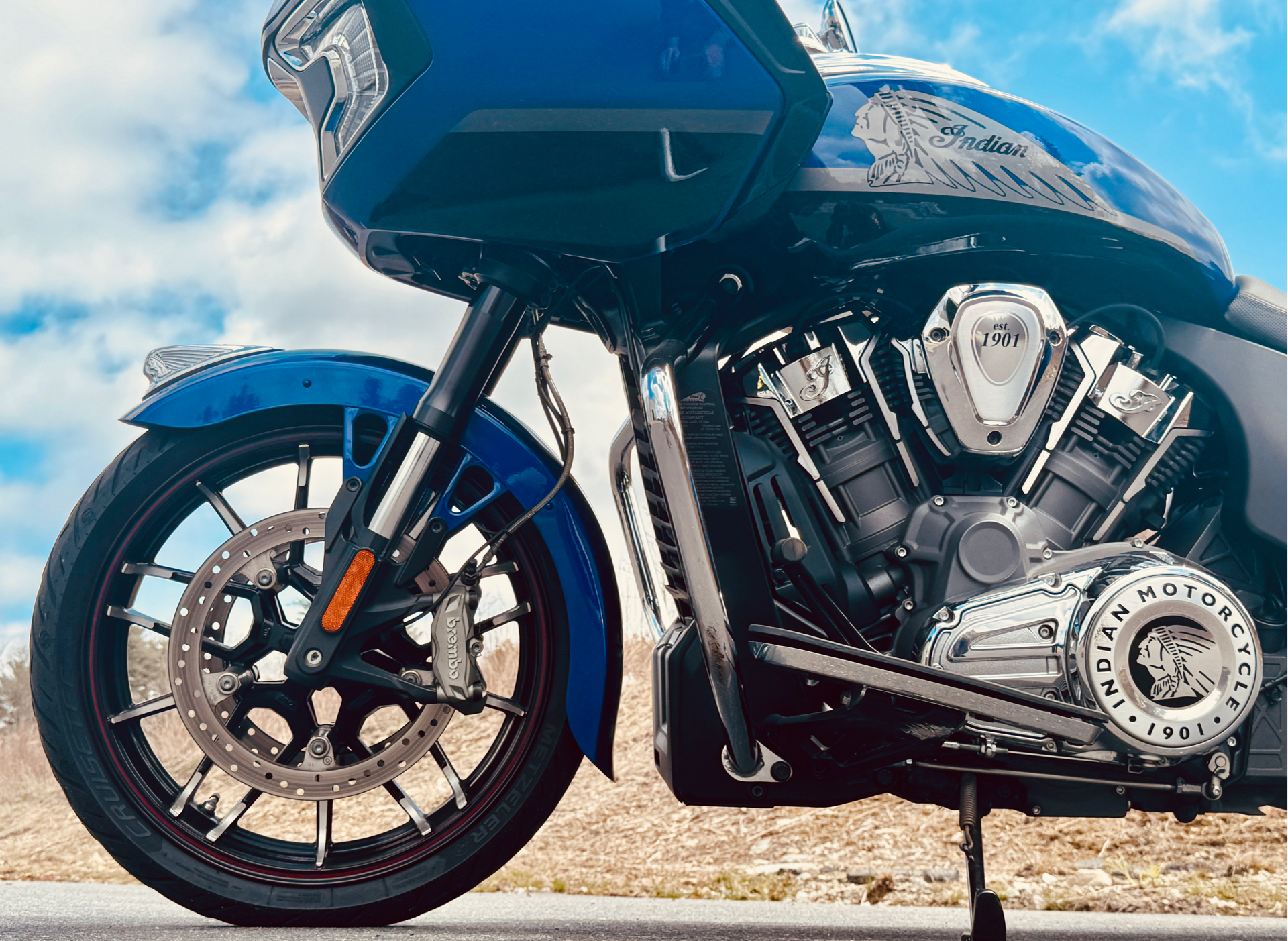 2022 Indian Motorcycle Challenger® Limited in Foxboro, Massachusetts - Photo 13