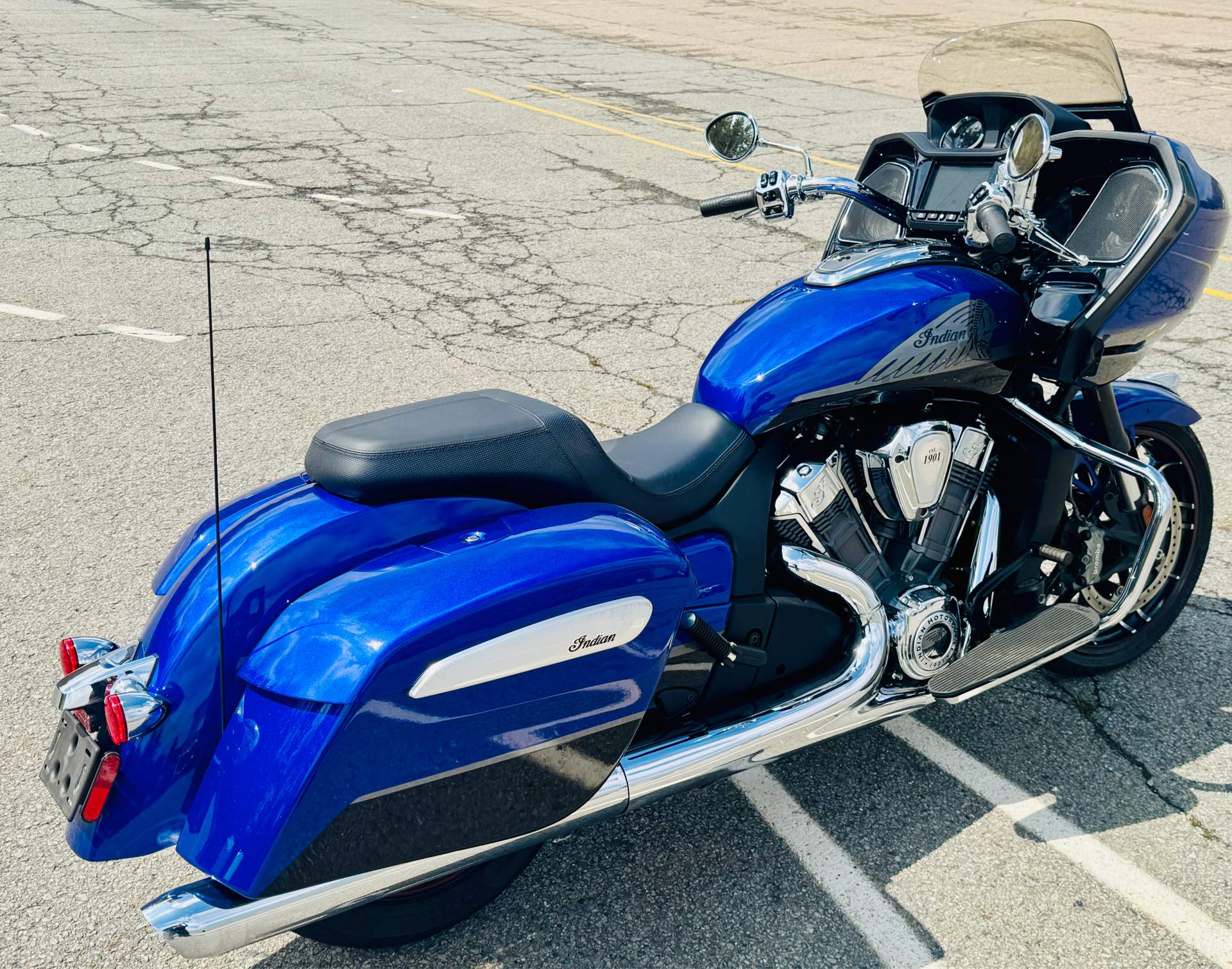 2022 Indian Motorcycle Challenger® Limited in Foxboro, Massachusetts - Photo 20