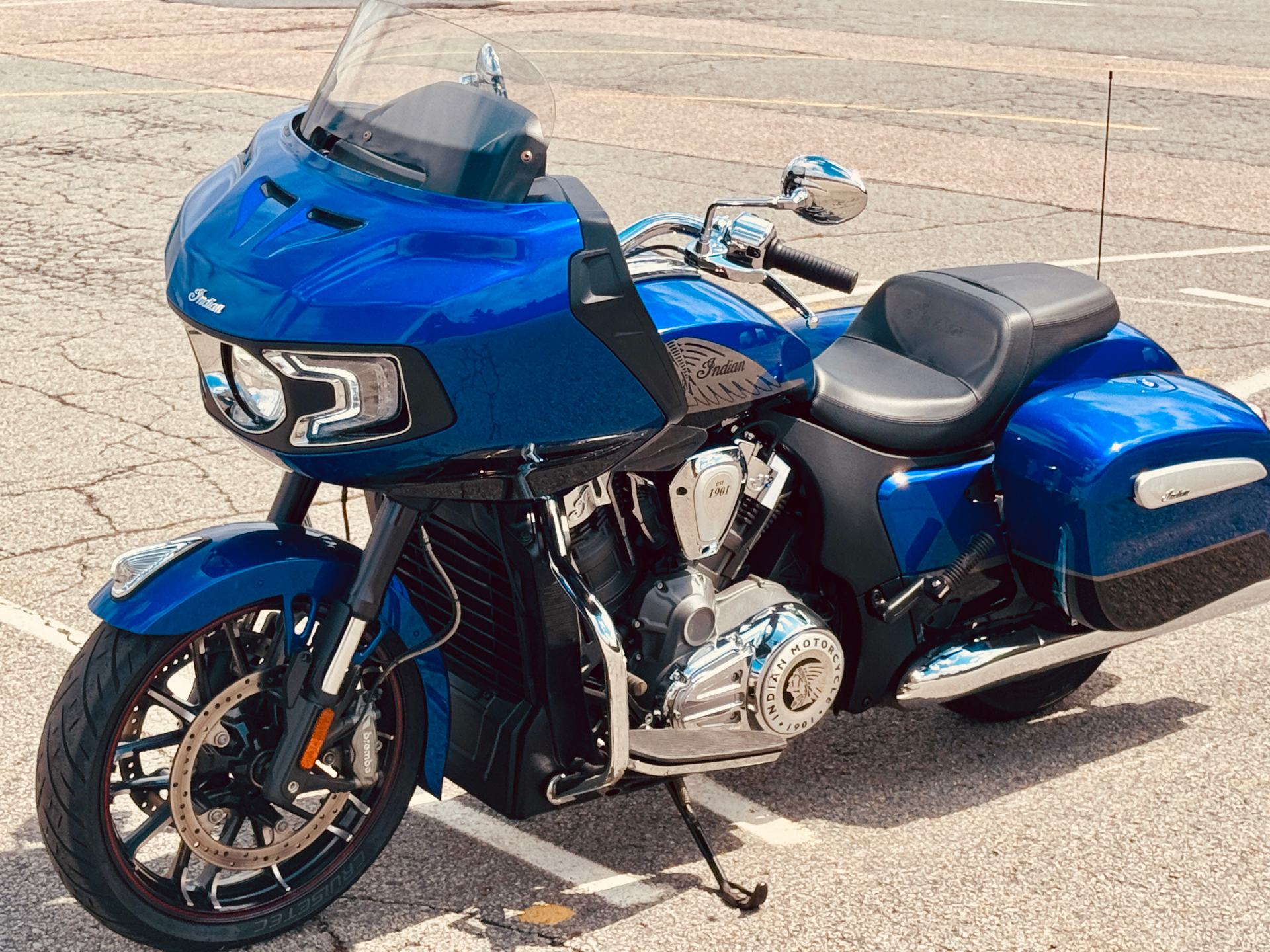 2022 Indian Motorcycle Challenger® Limited in Foxboro, Massachusetts - Photo 12