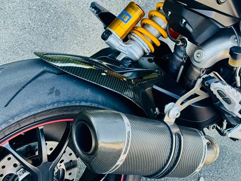 2018 Ducati Hypermotard 939 SP in Foxboro, Massachusetts - Photo 2