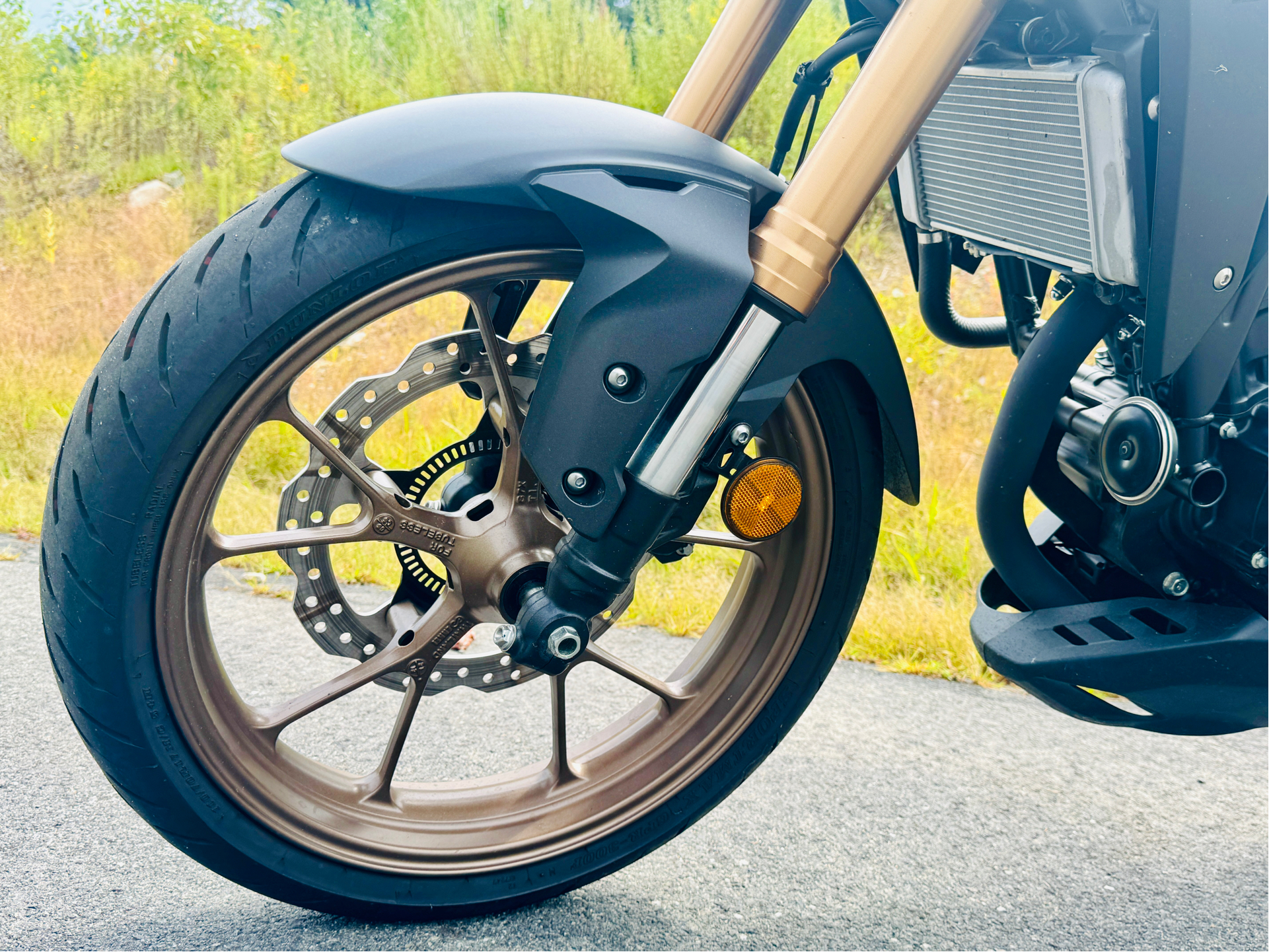 2022 Honda CB300R ABS in Foxboro, Massachusetts - Photo 6