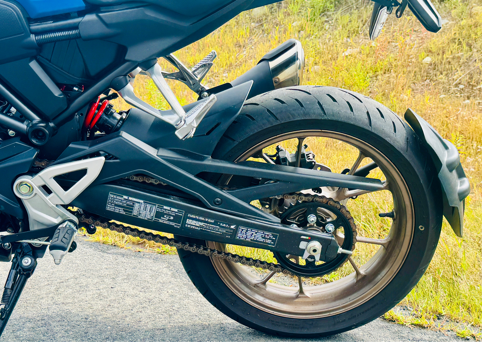 2022 Honda CB300R ABS in Foxboro, Massachusetts - Photo 9
