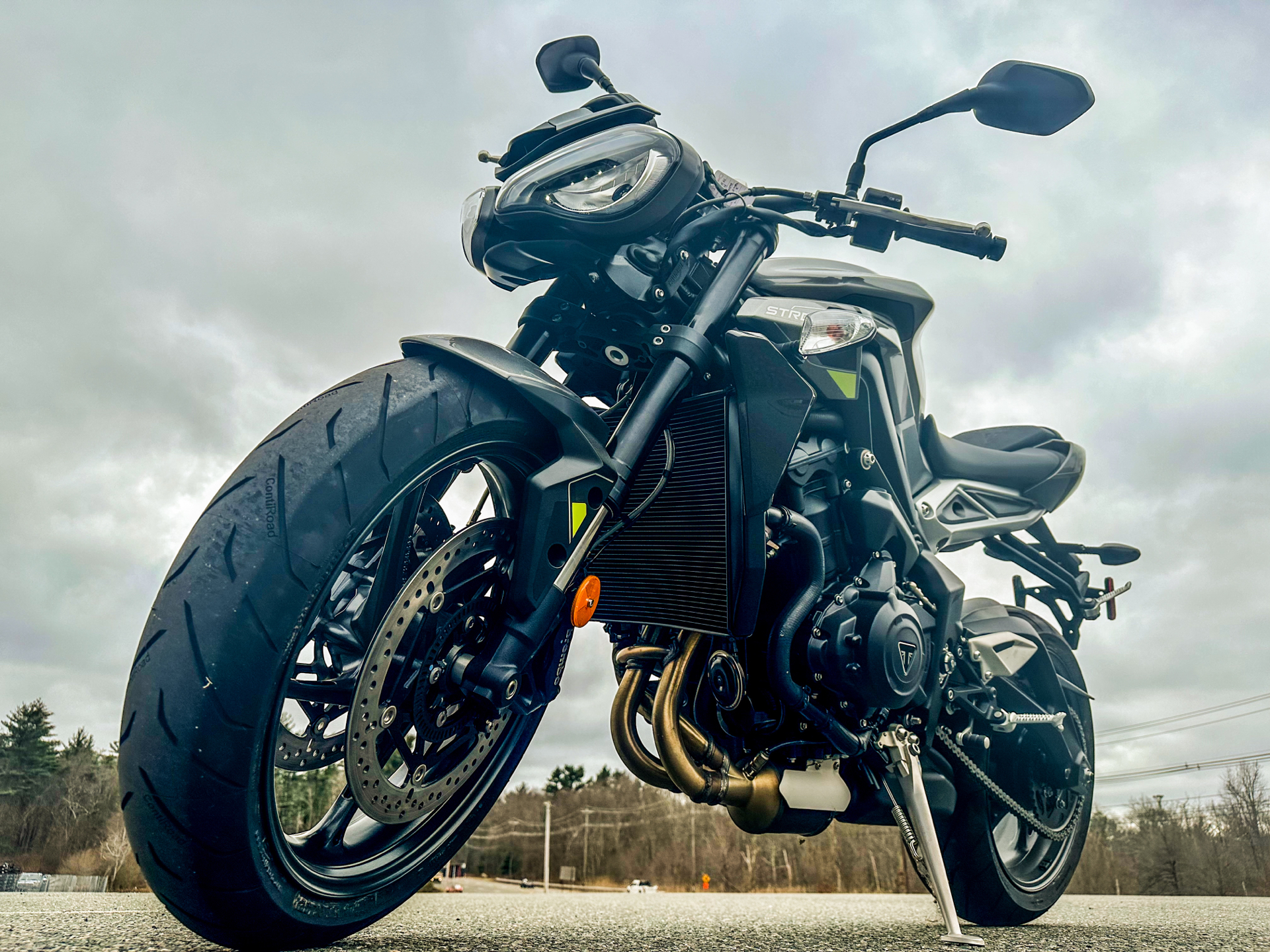 2024 Triumph Street Triple 765 R in Foxboro, Massachusetts - Photo 9