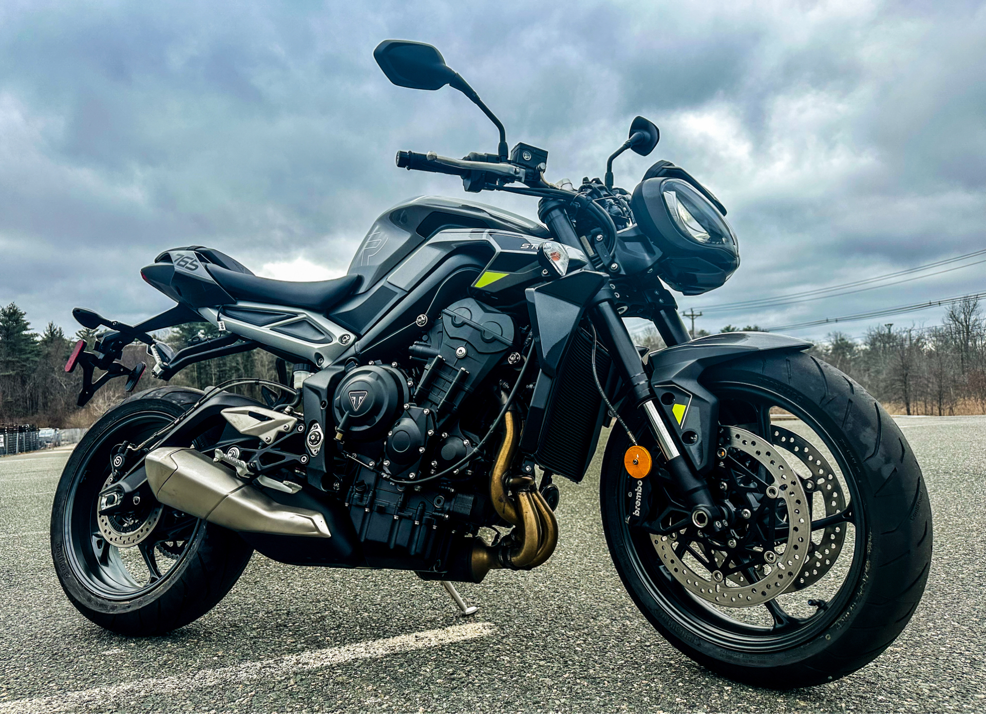 2024 Triumph Street Triple 765 R in Foxboro, Massachusetts - Photo 19