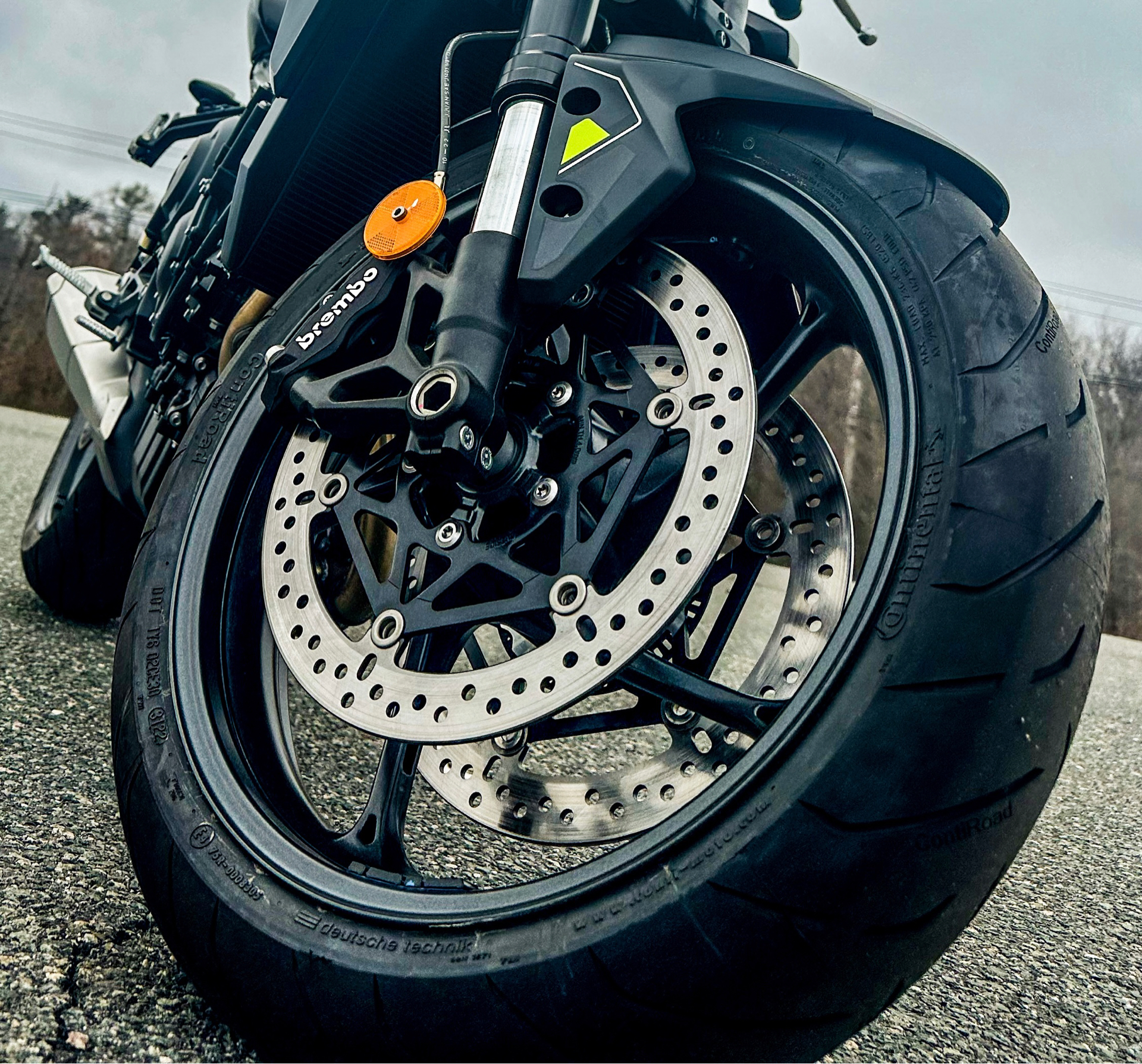 2024 Triumph Street Triple 765 R in Foxboro, Massachusetts - Photo 20