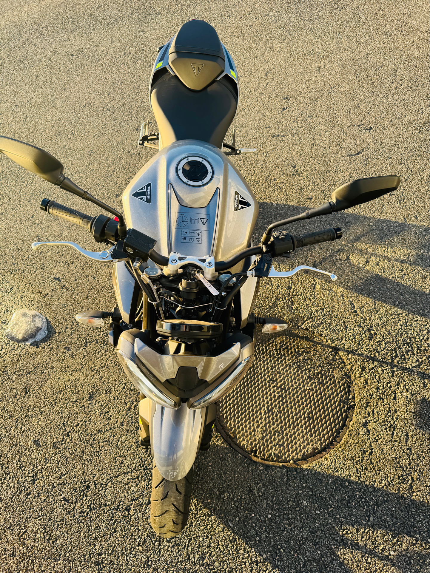 2024 Triumph Street Triple 765 R in Foxboro, Massachusetts - Photo 14