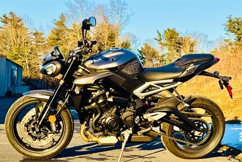 2024 Triumph Street Triple 765 R in Foxboro, Massachusetts - Photo 3