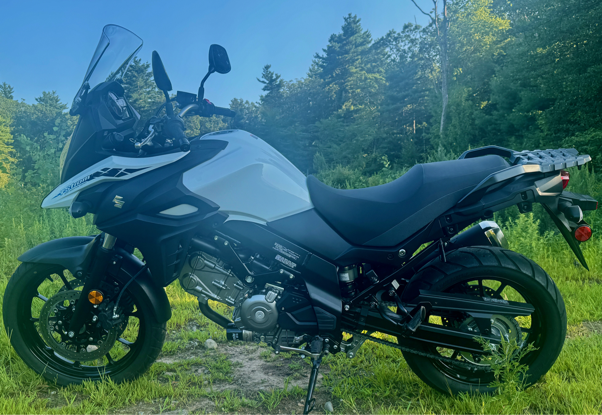 2022 Suzuki V-Strom 650XT in Foxboro, Massachusetts - Photo 13