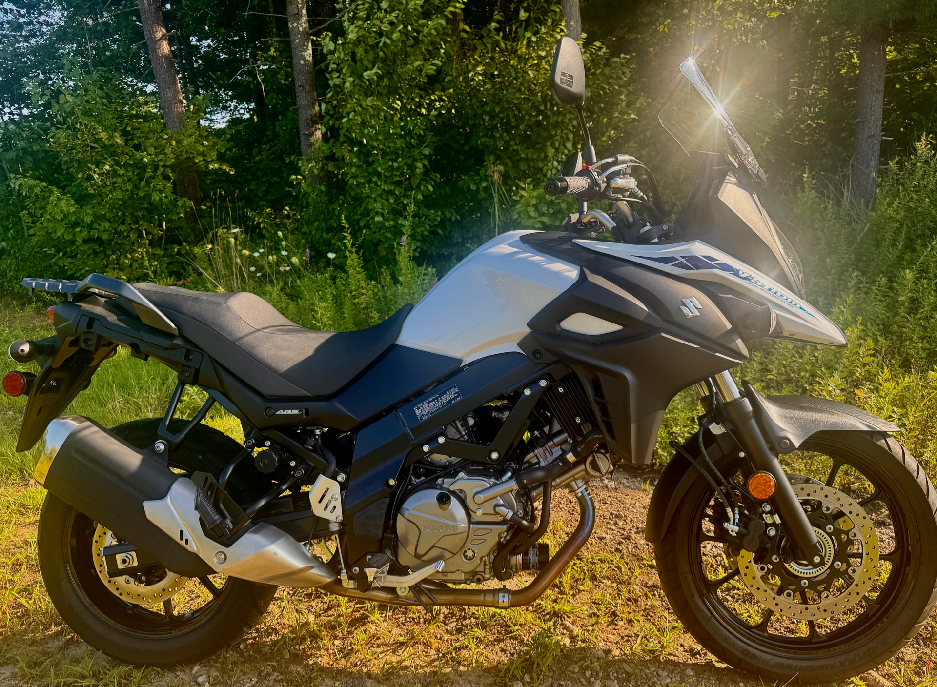2022 Suzuki V-Strom 650XT in Foxboro, Massachusetts - Photo 3