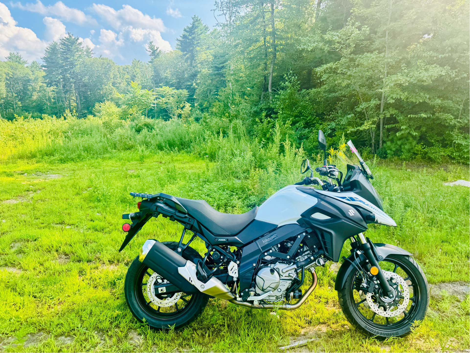 2022 Suzuki V-Strom 650XT in Foxboro, Massachusetts - Photo 17