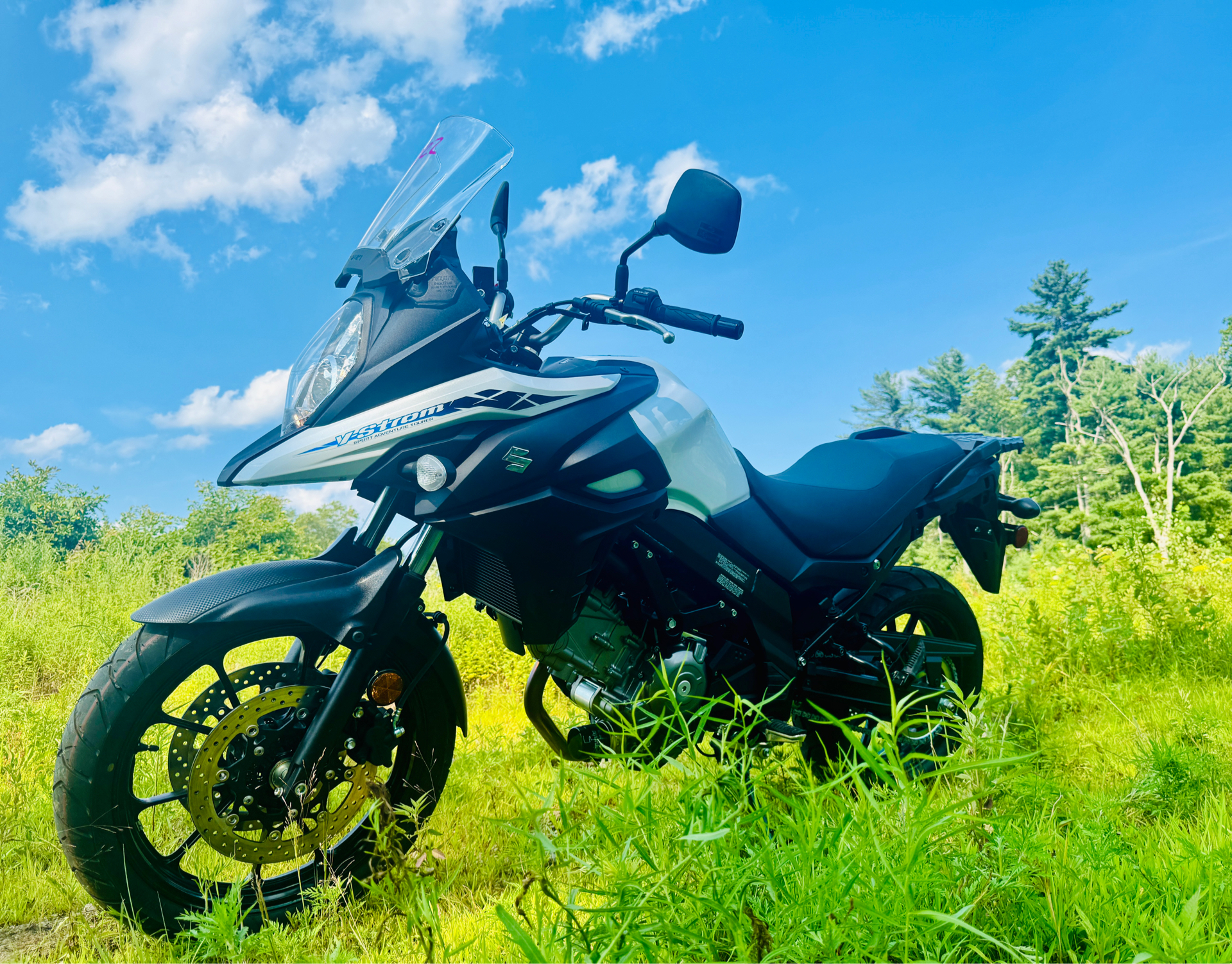 2022 Suzuki V-Strom 650XT in Foxboro, Massachusetts - Photo 3