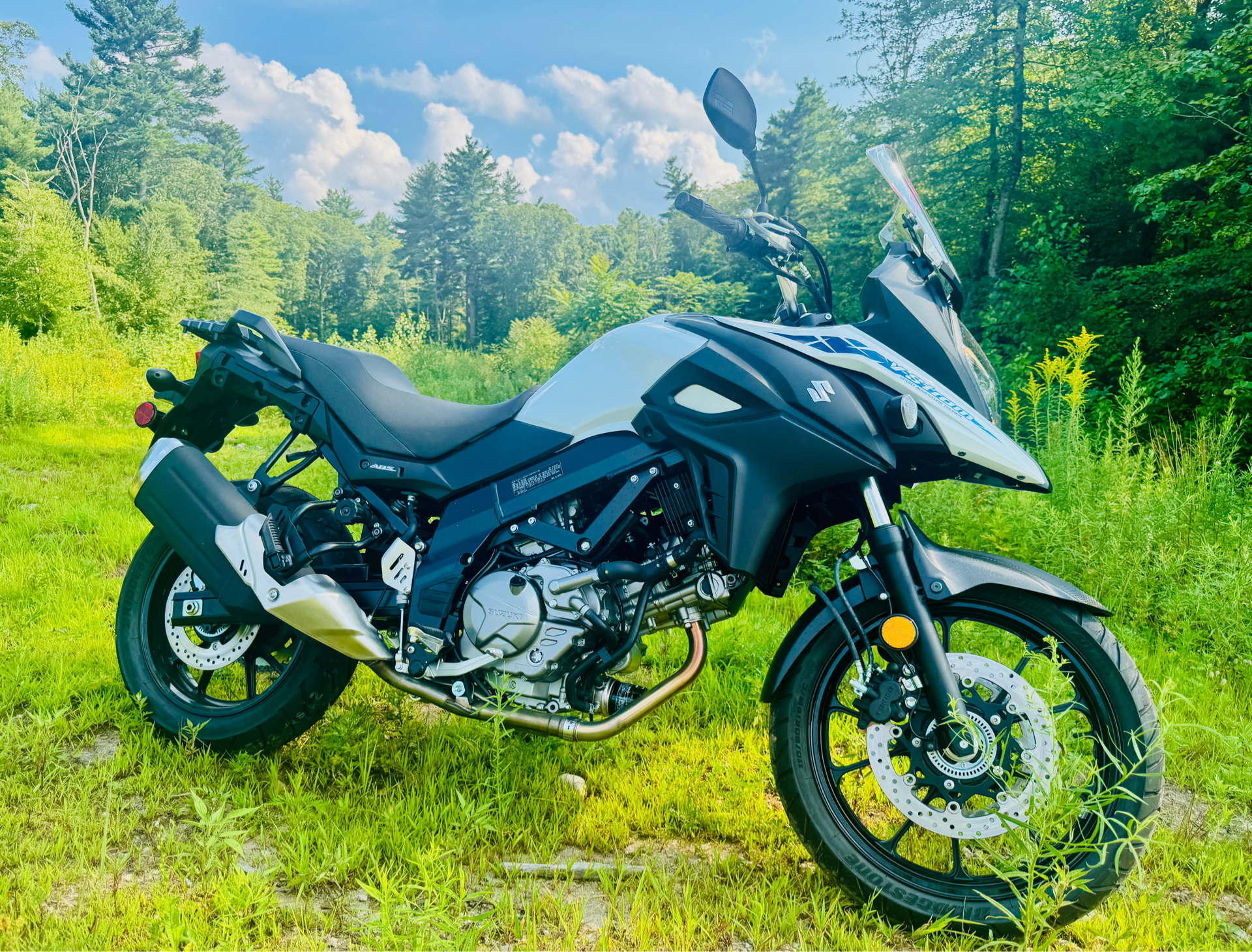 2022 Suzuki V-Strom 650XT in Foxboro, Massachusetts - Photo 21