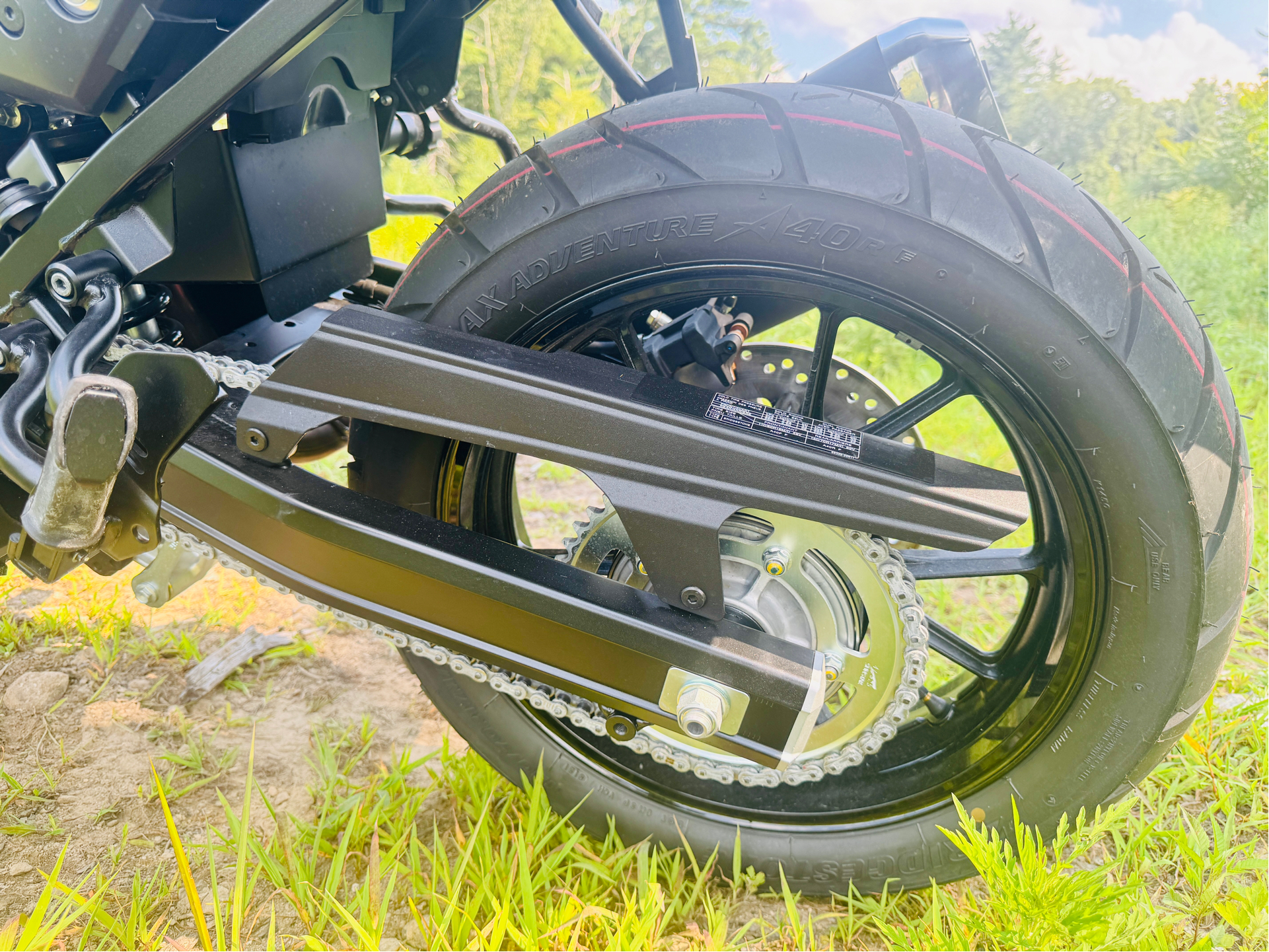 2022 Suzuki V-Strom 650XT in Foxboro, Massachusetts - Photo 12