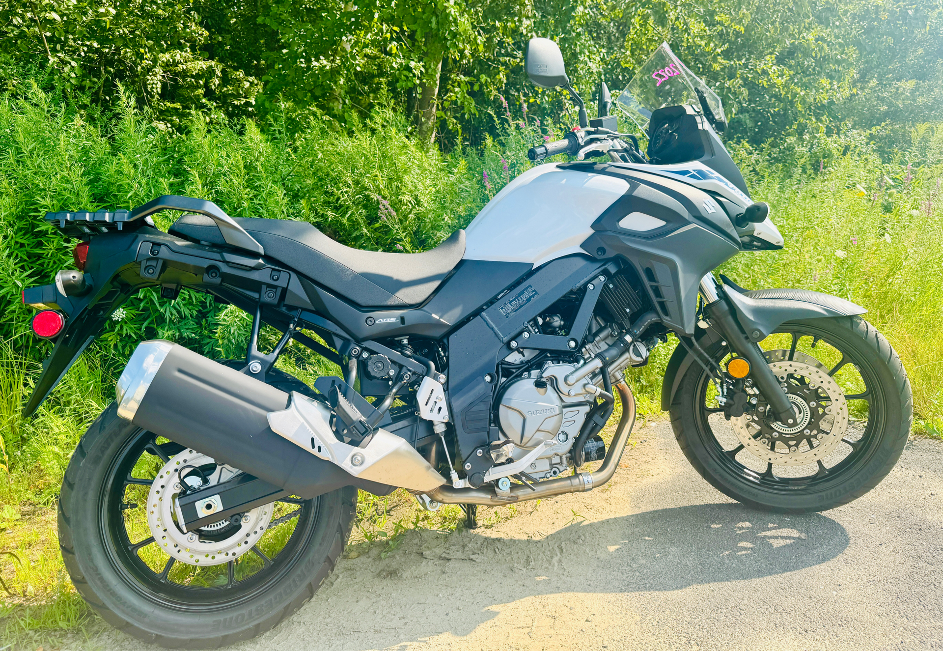 2022 Suzuki V-Strom 650XT in Foxboro, Massachusetts - Photo 23