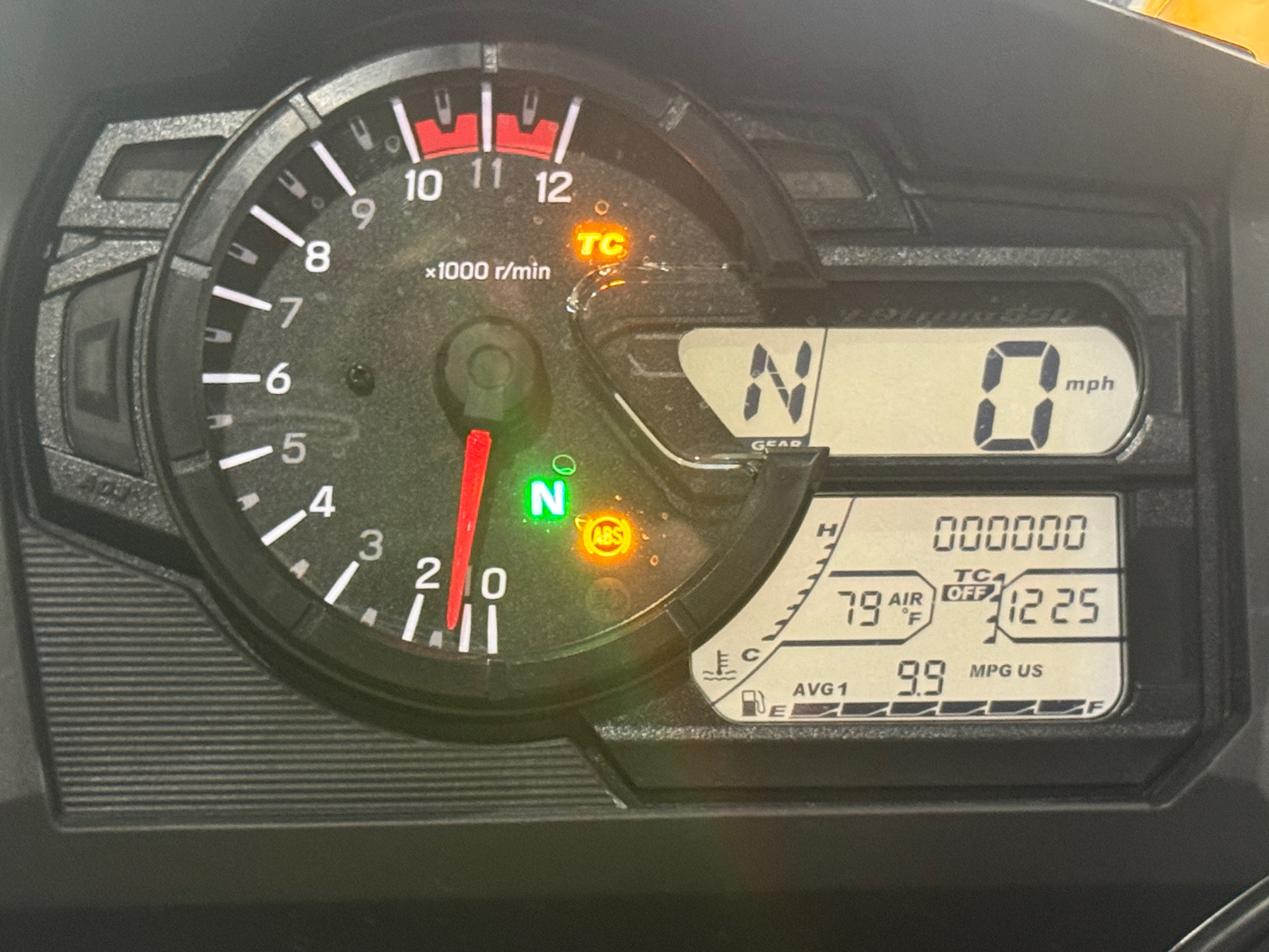 2022 Suzuki V-Strom 650XT in Foxboro, Massachusetts - Photo 18