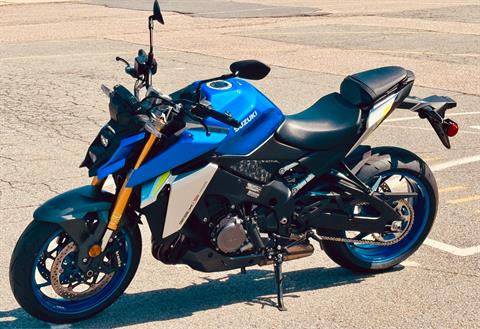 2023 Suzuki GSX-S1000 in Foxboro, Massachusetts - Photo 18