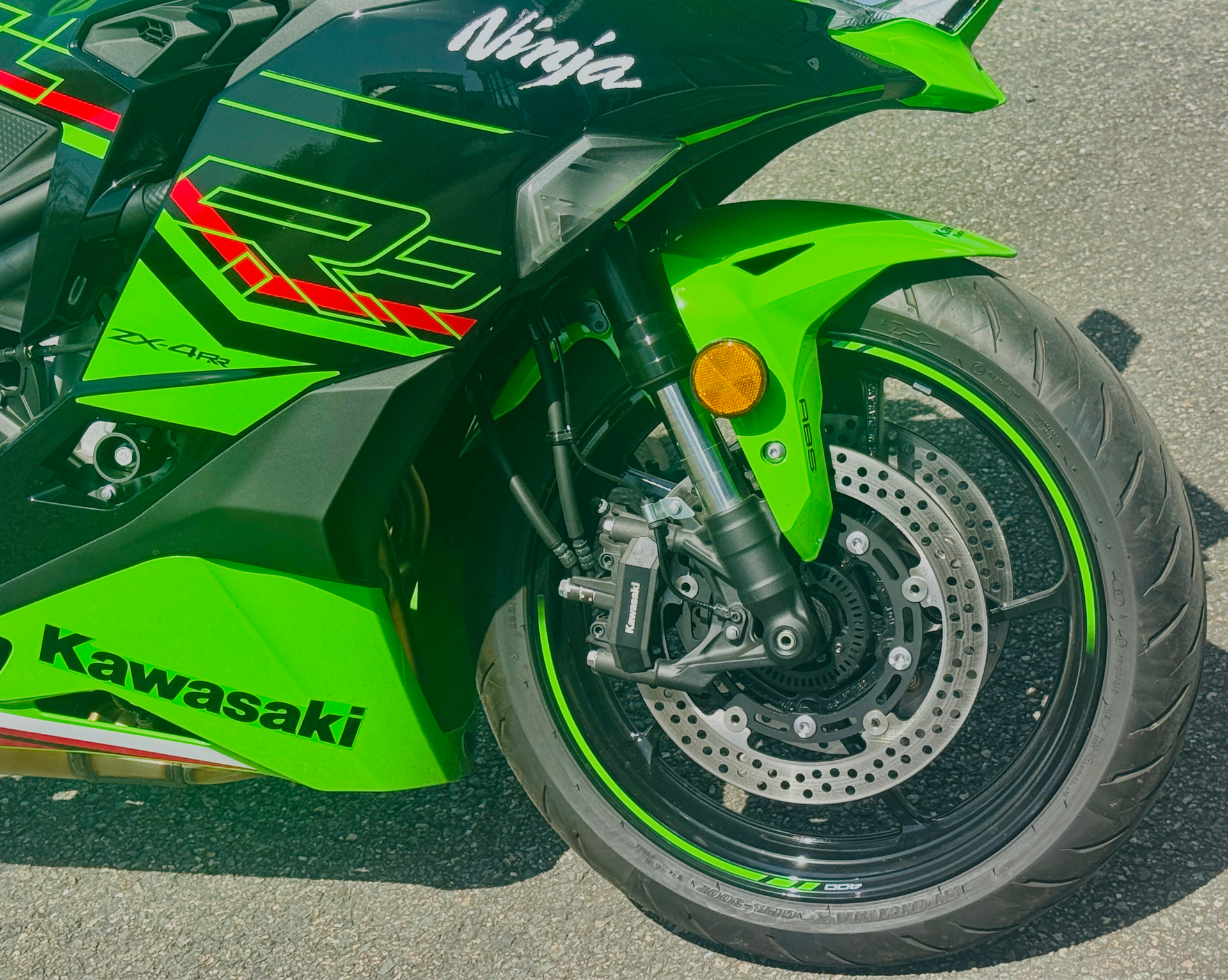 2024 Kawasaki Ninja ZX-4R ABS in Foxboro, Massachusetts - Photo 8