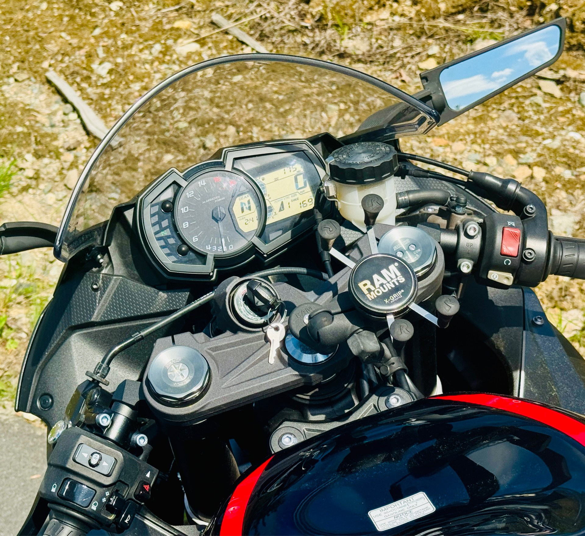 2023 Kawasaki Ninja ZX-6R in Foxboro, Massachusetts - Photo 8