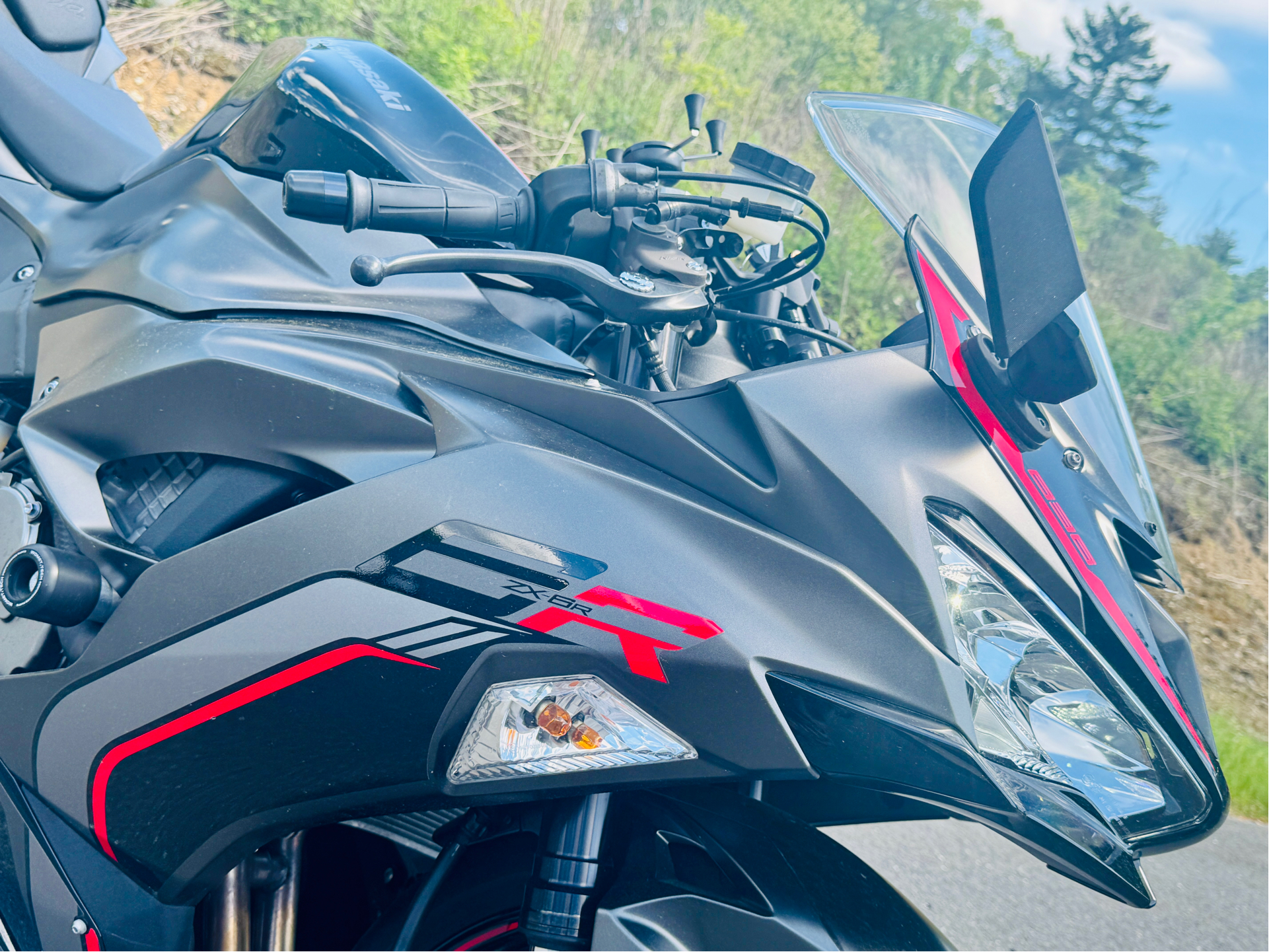 2023 Kawasaki Ninja ZX-6R in Foxboro, Massachusetts - Photo 4