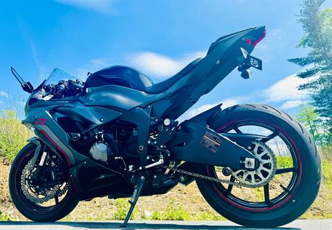 2023 Kawasaki Ninja ZX-6R in Foxboro, Massachusetts - Photo 9