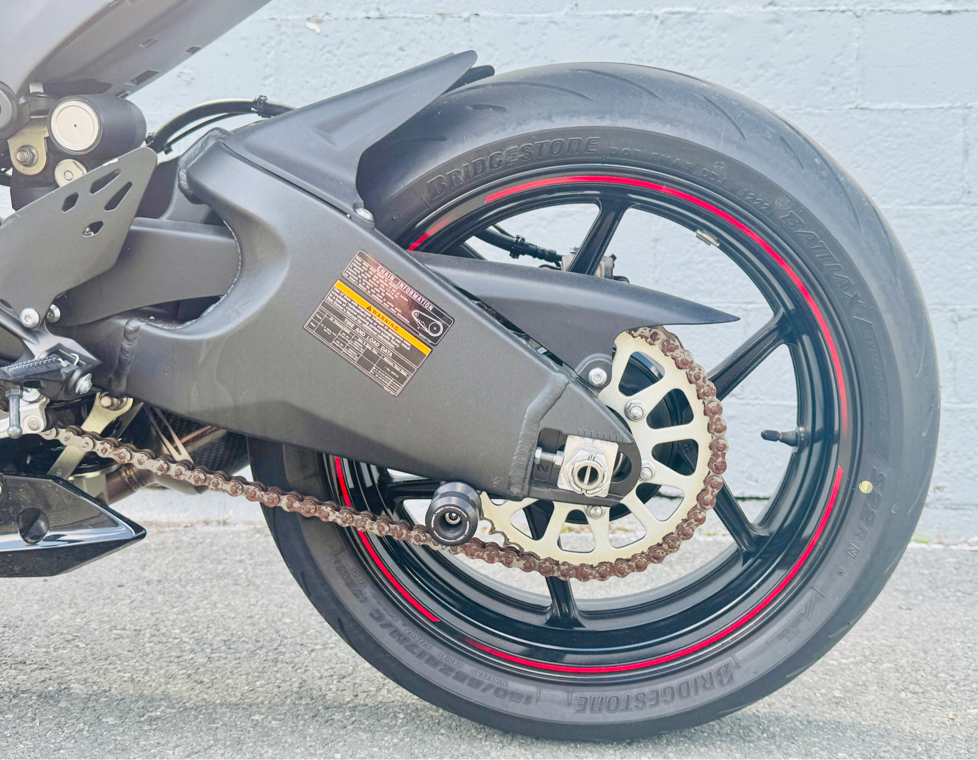 2023 Kawasaki Ninja ZX-6R in Foxboro, Massachusetts - Photo 12
