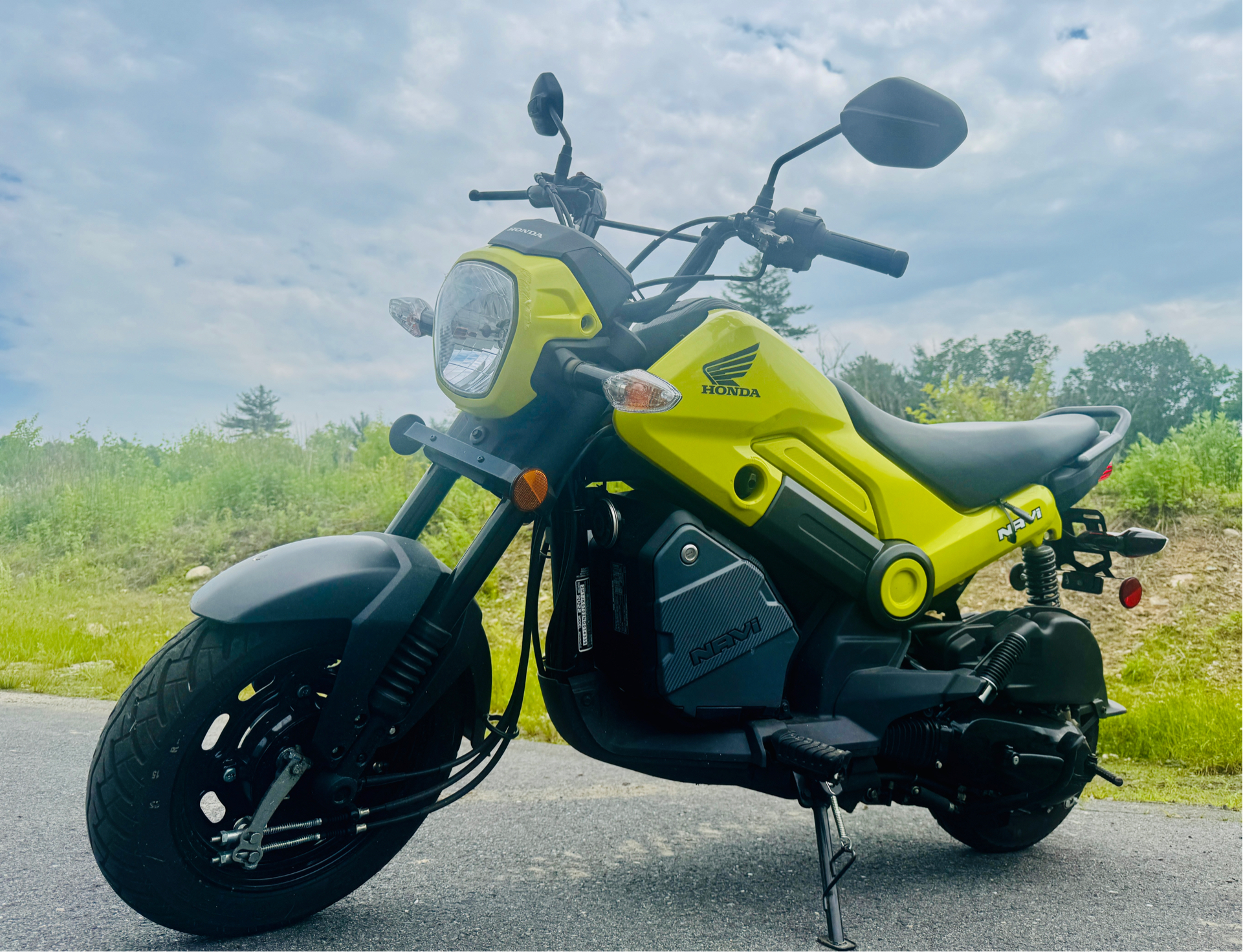 2022 Honda Navi in Foxboro, Massachusetts - Photo 1