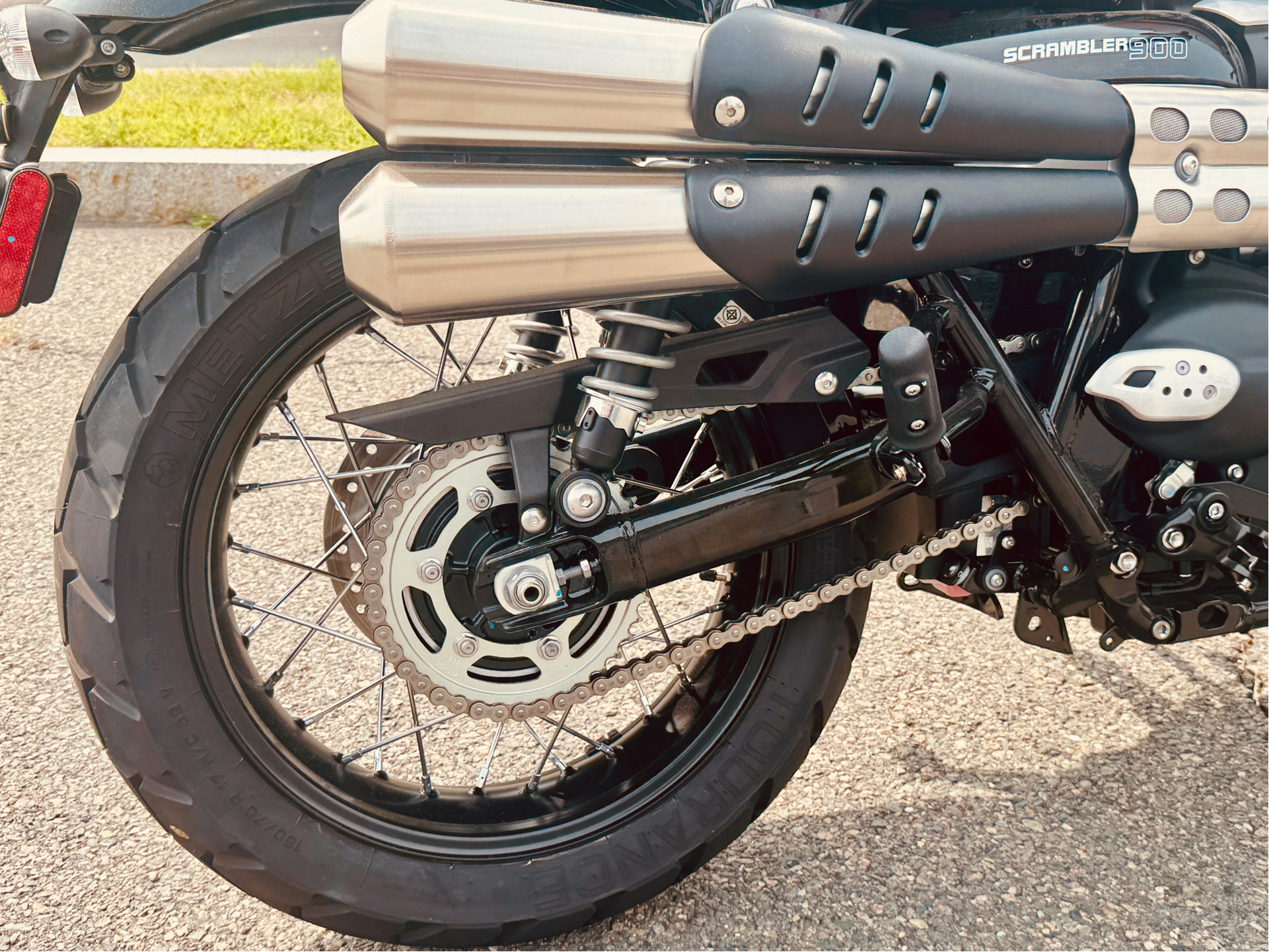 2024 Triumph Scrambler 900 in Foxboro, Massachusetts - Photo 18