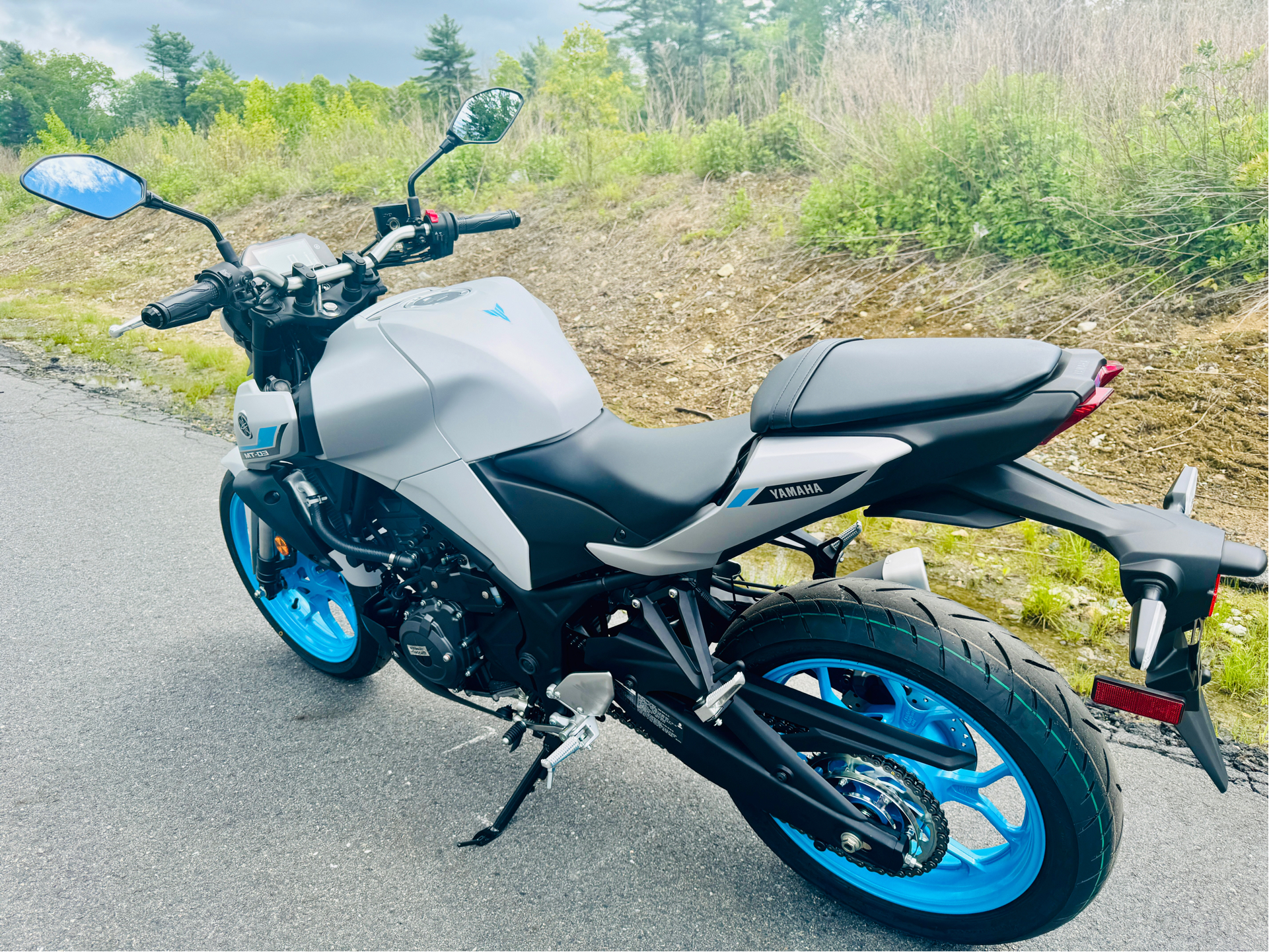 2025 Yamaha MT-03 in Foxboro, Massachusetts - Photo 7