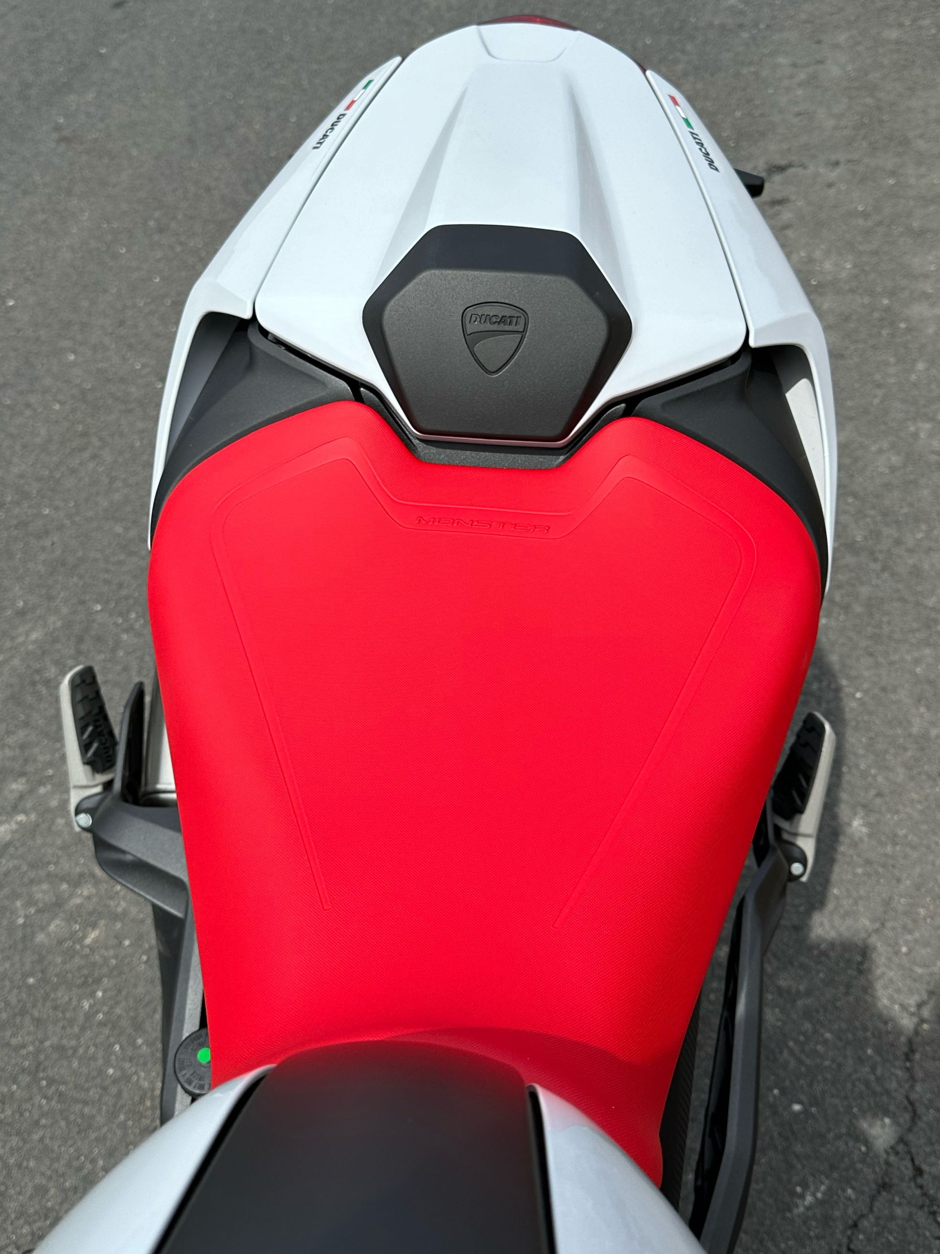 2024 Ducati Monster + in Foxboro, Massachusetts - Photo 28