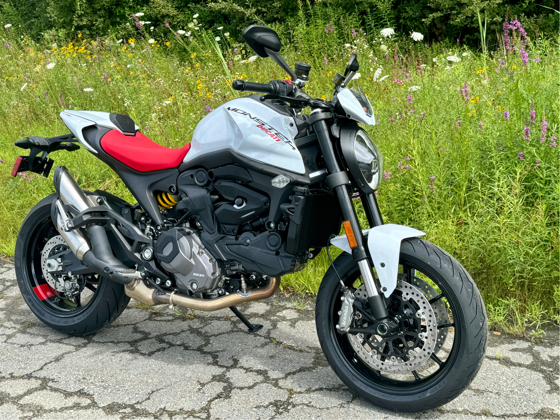 2024 Ducati Monster + in Foxboro, Massachusetts - Photo 25