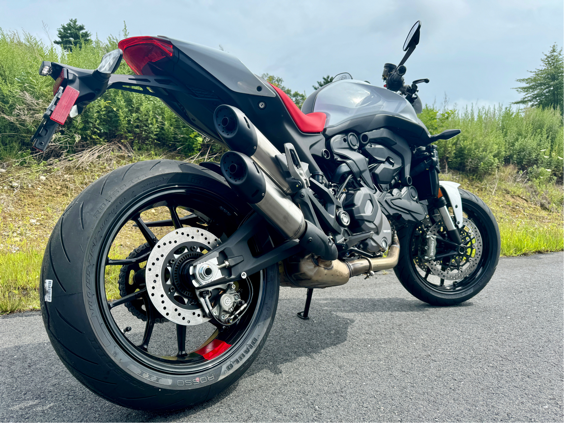 2024 Ducati Monster + in Foxboro, Massachusetts - Photo 40
